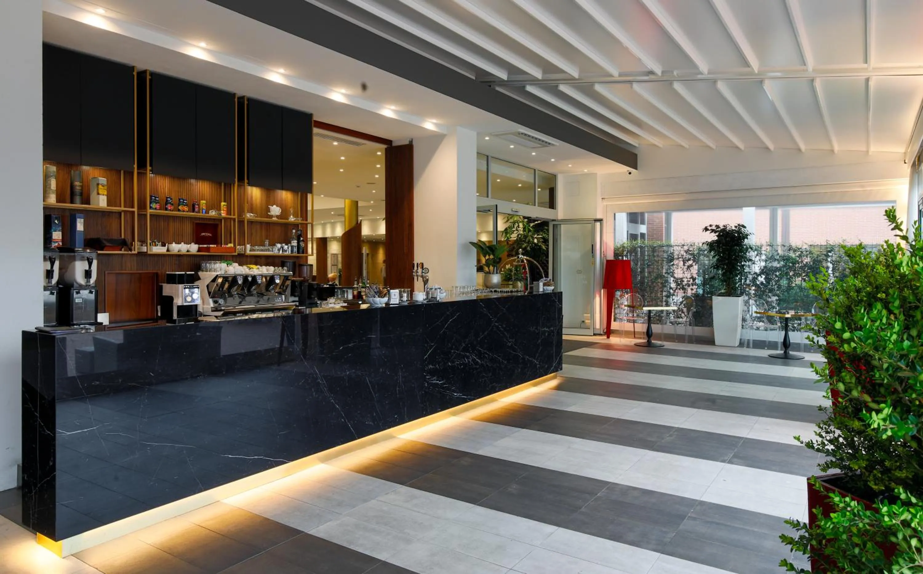 Restaurant/places to eat in The Sydney Hotel