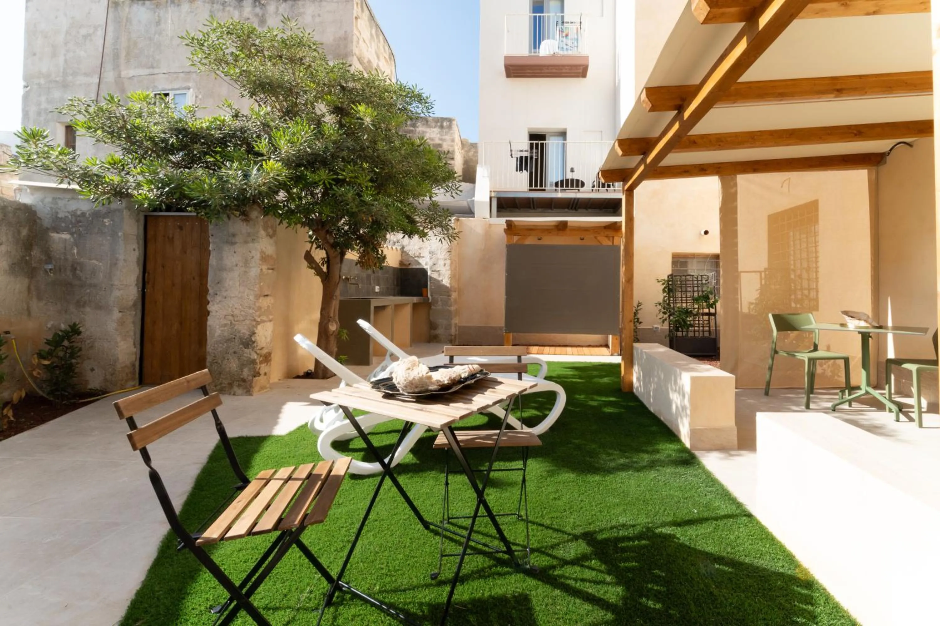 Apartment with Garden View in Cave Bianche Apartments