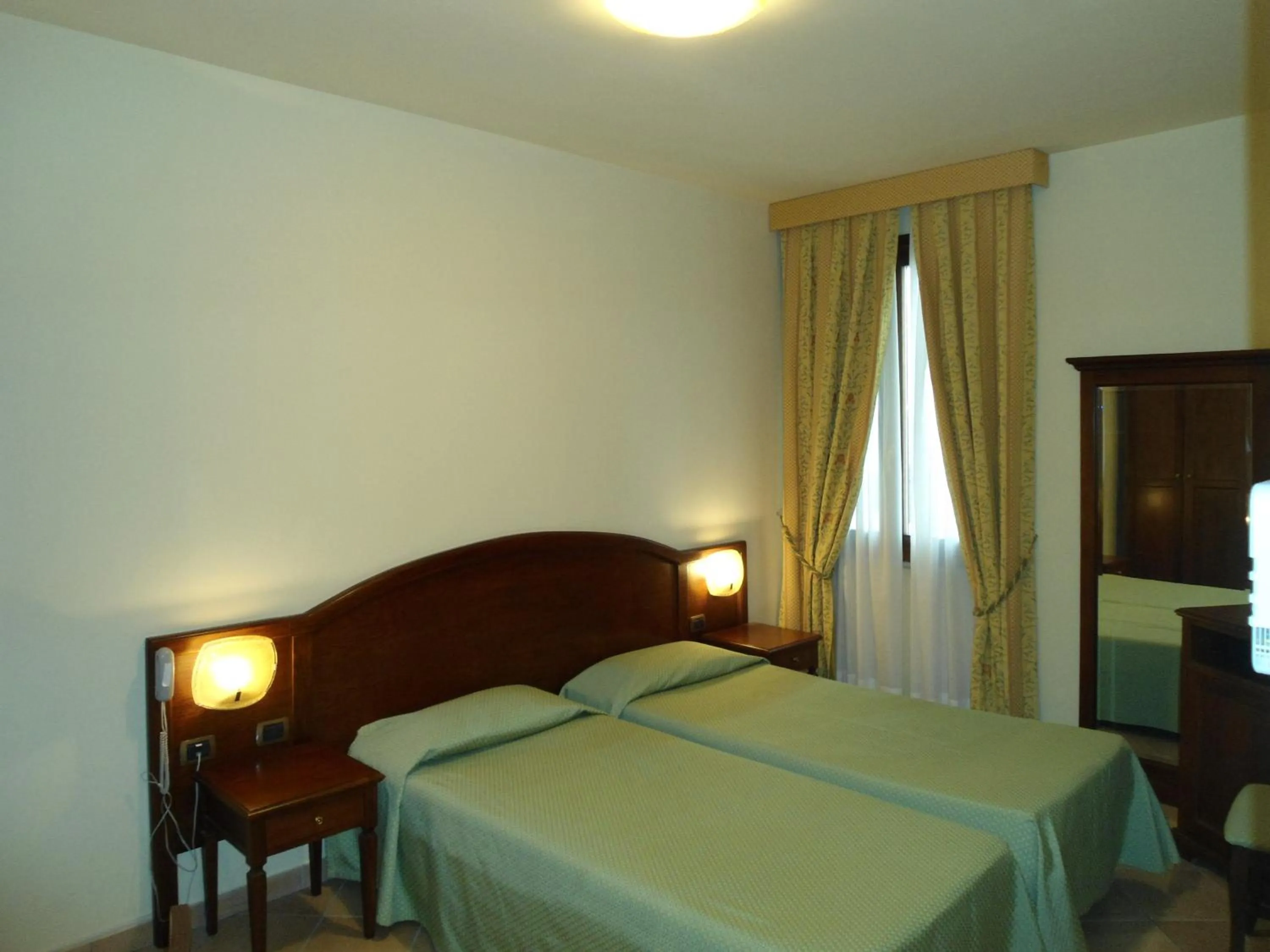 Photo of the whole room, Bed in Hotel Belvedere