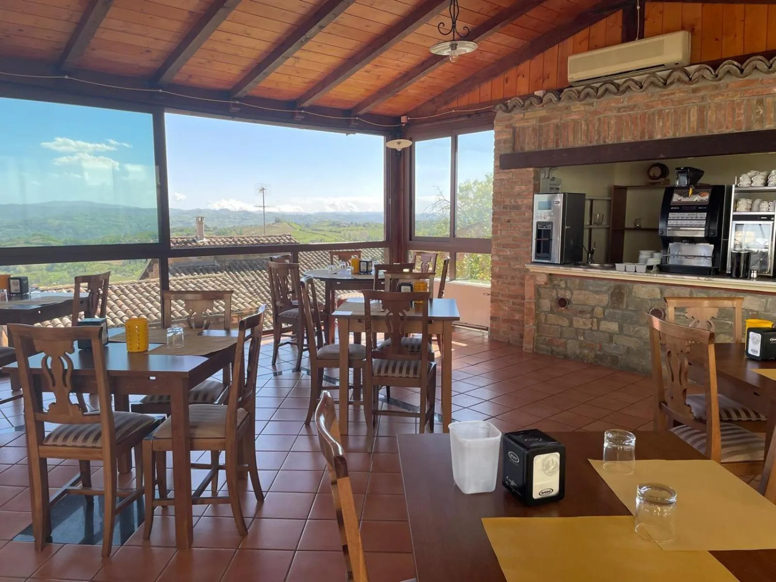 Breakfast in Hotel Belvedere