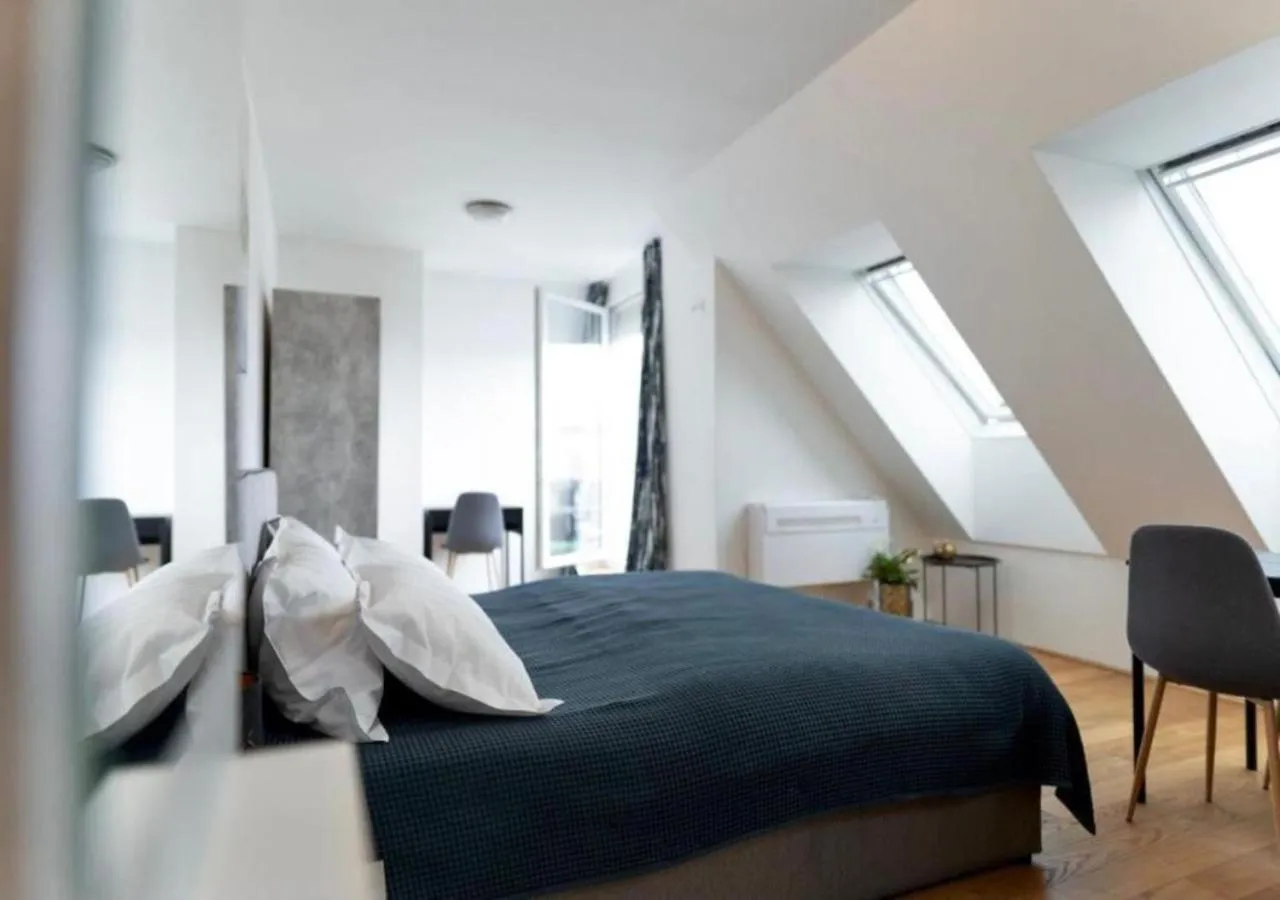 Bed in Hotel Triester