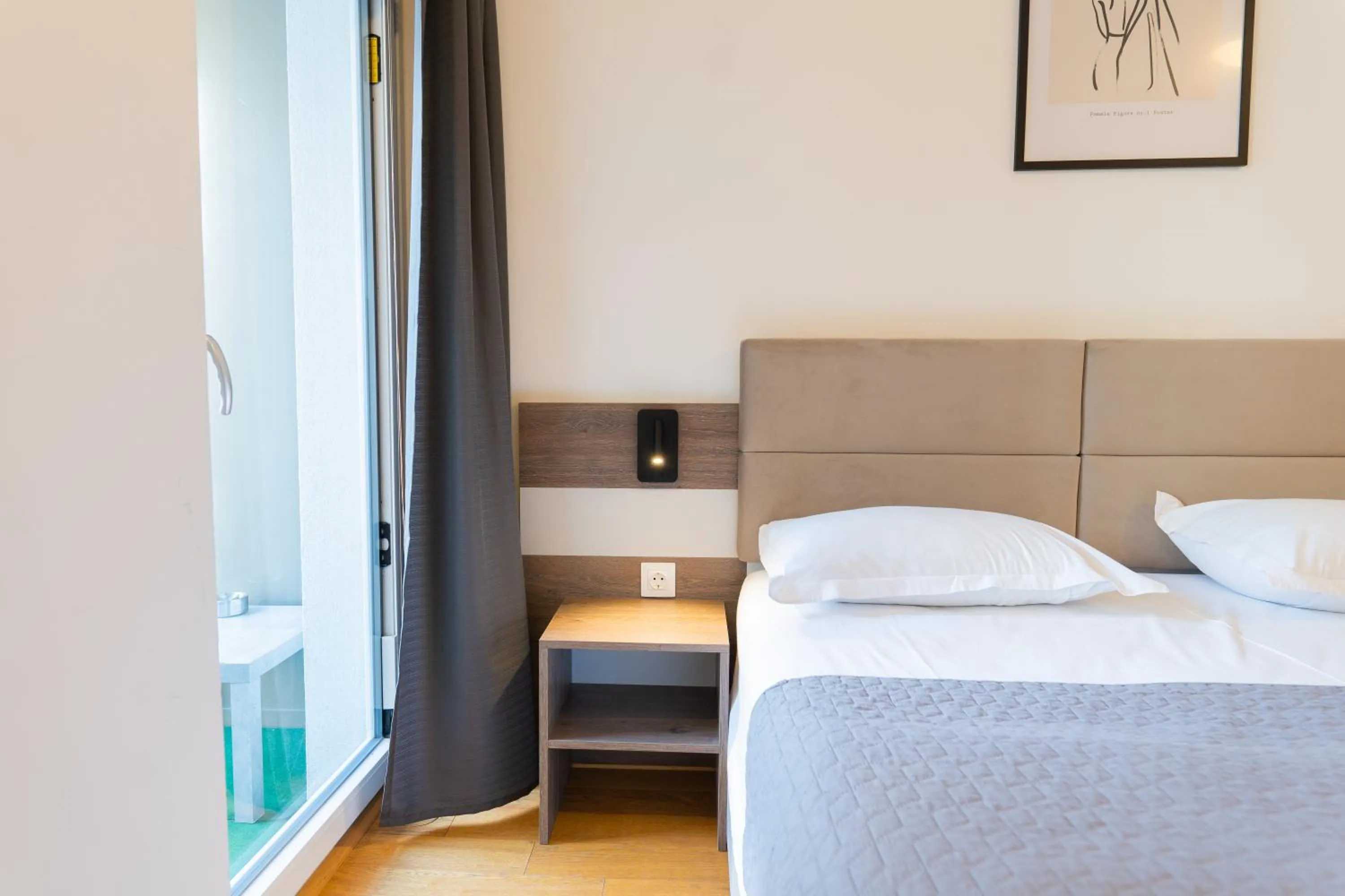 Photo of the whole room, Bed in Hotel Triester