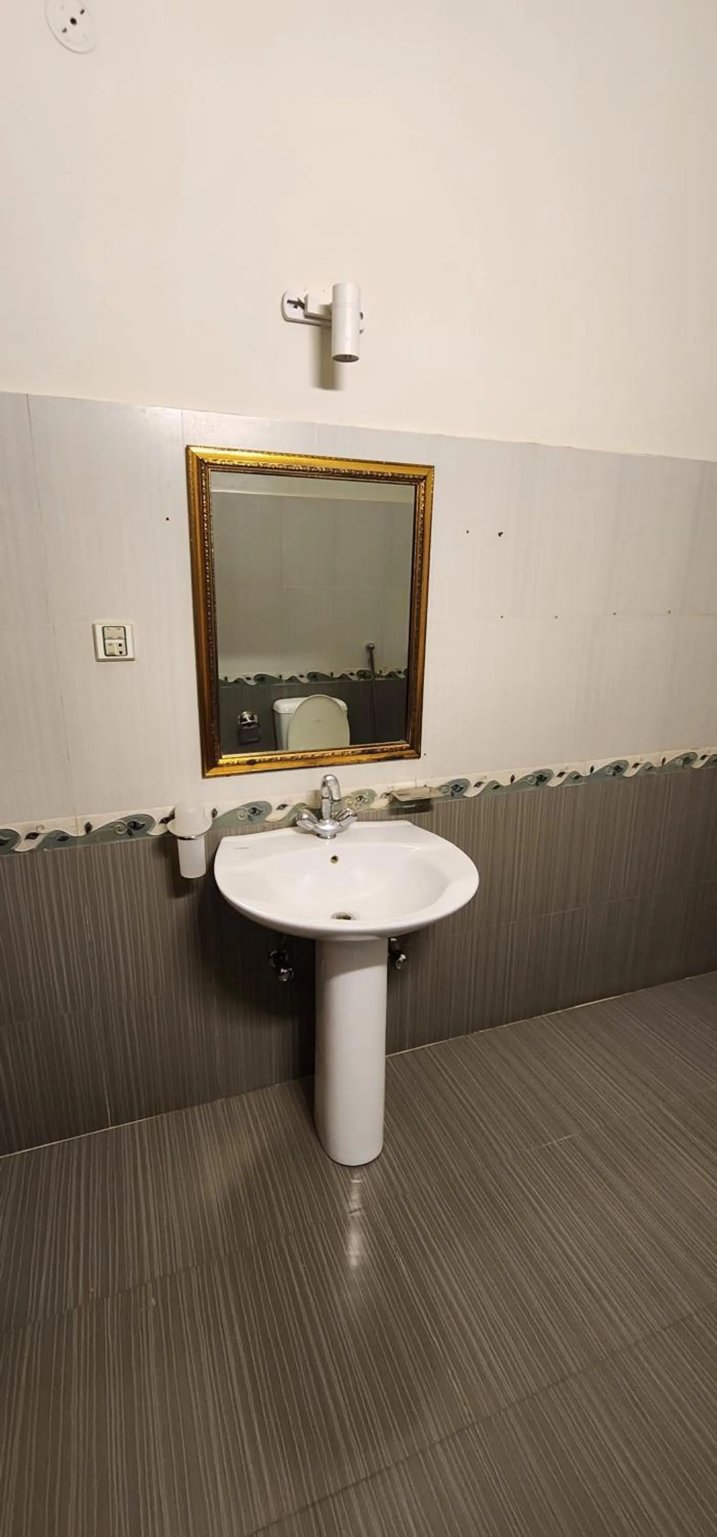 Bathroom in Red Fort Hotel Gulberg