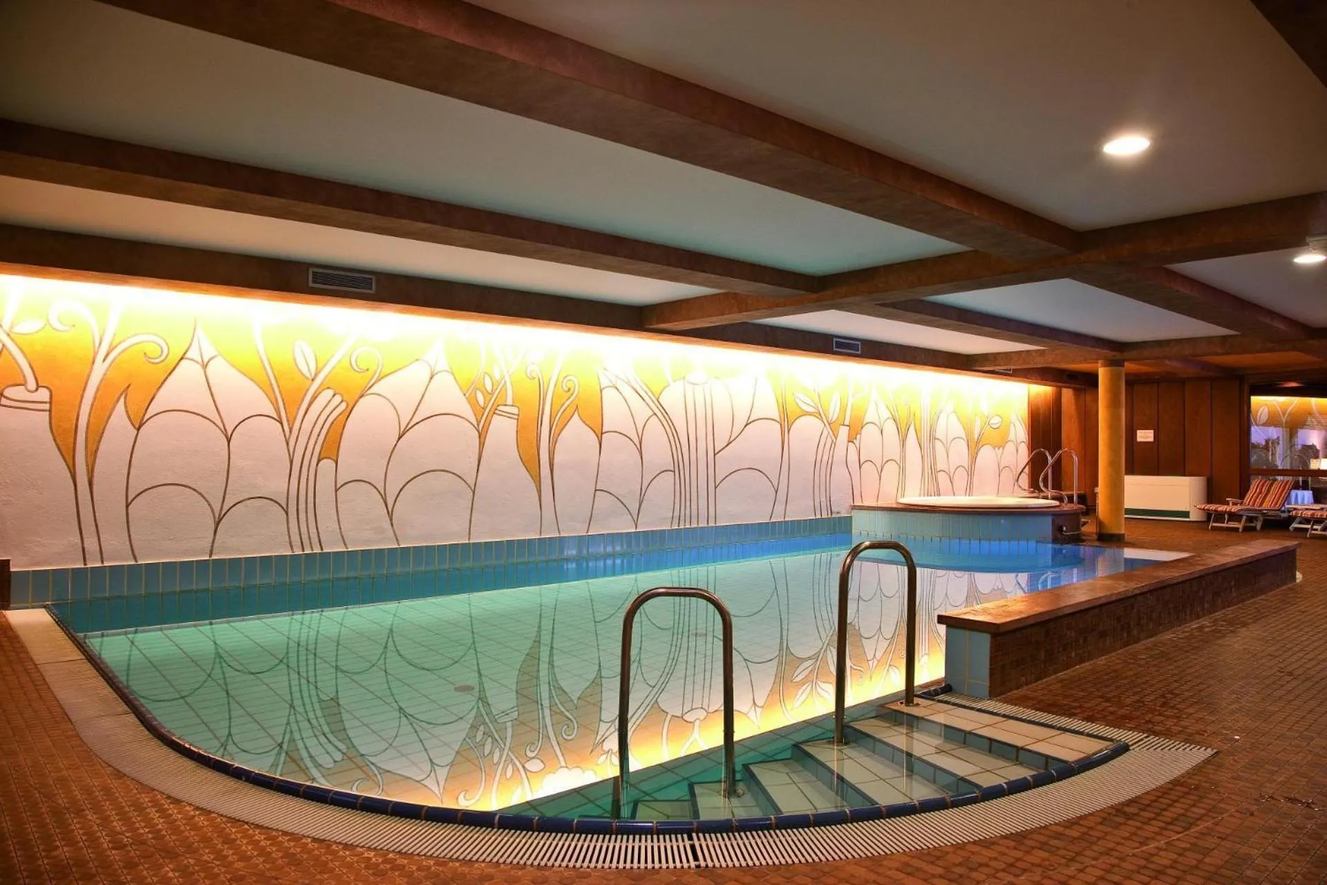 Swimming pool in Residence Hotel Gasser