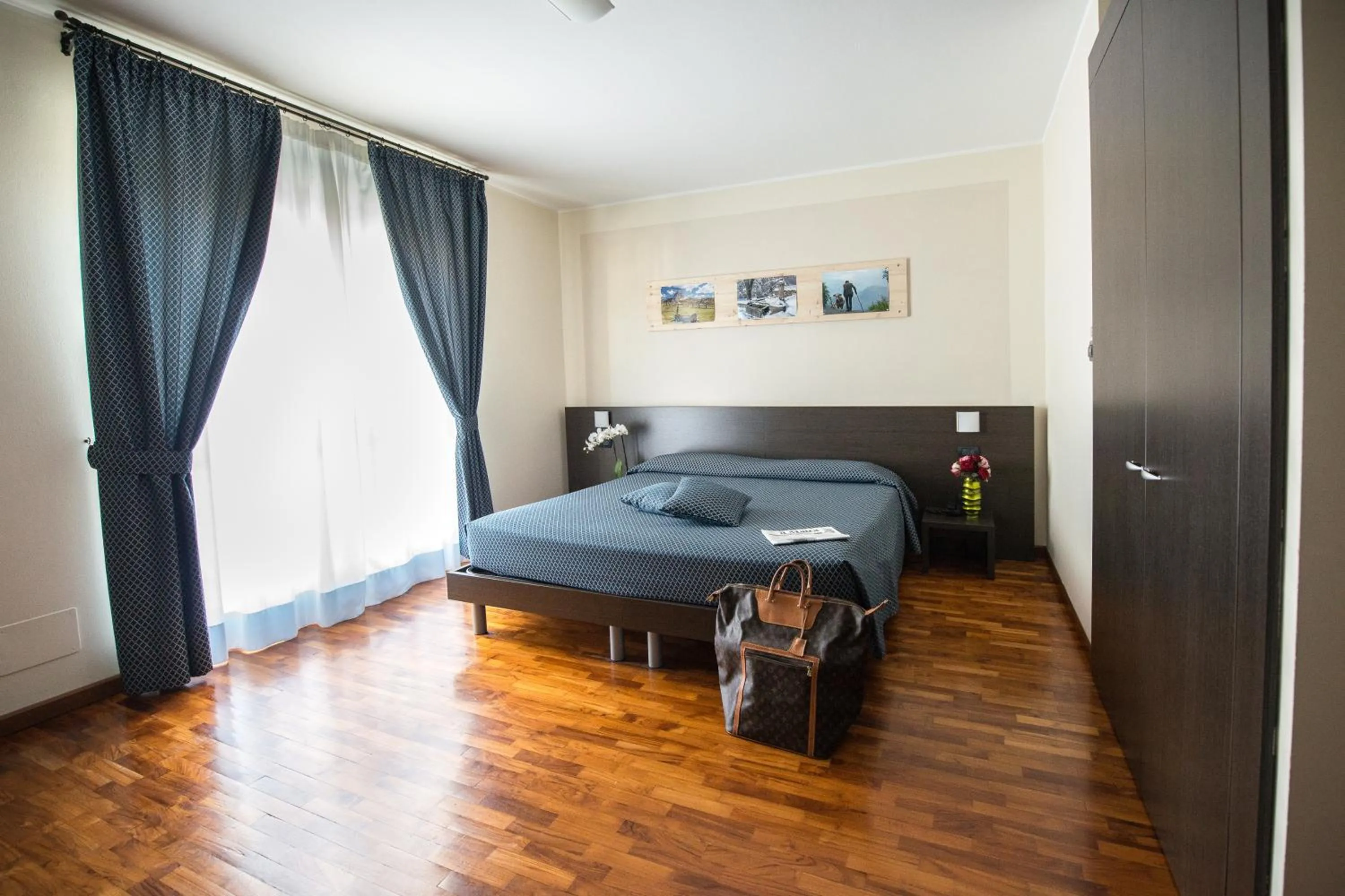 Toilet, Bed in Draconerium Hotel
