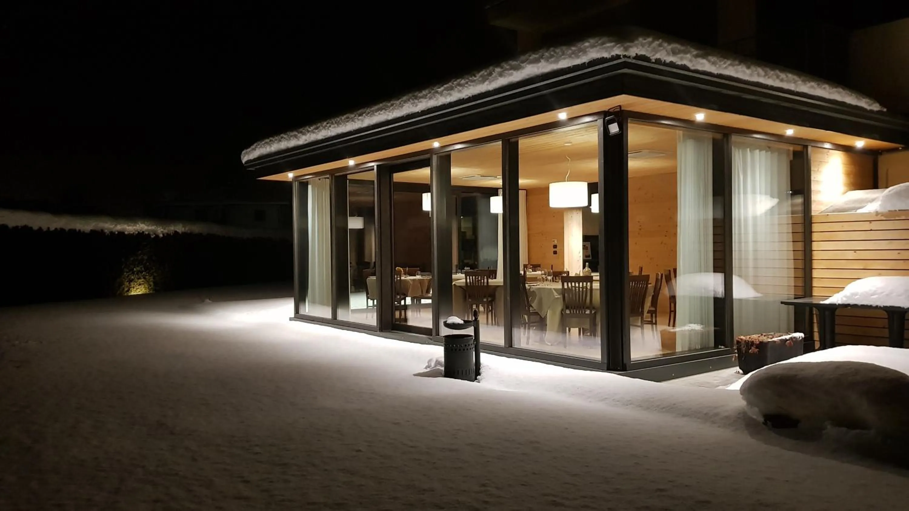 Restaurant/places to eat in Draconerium Hotel
