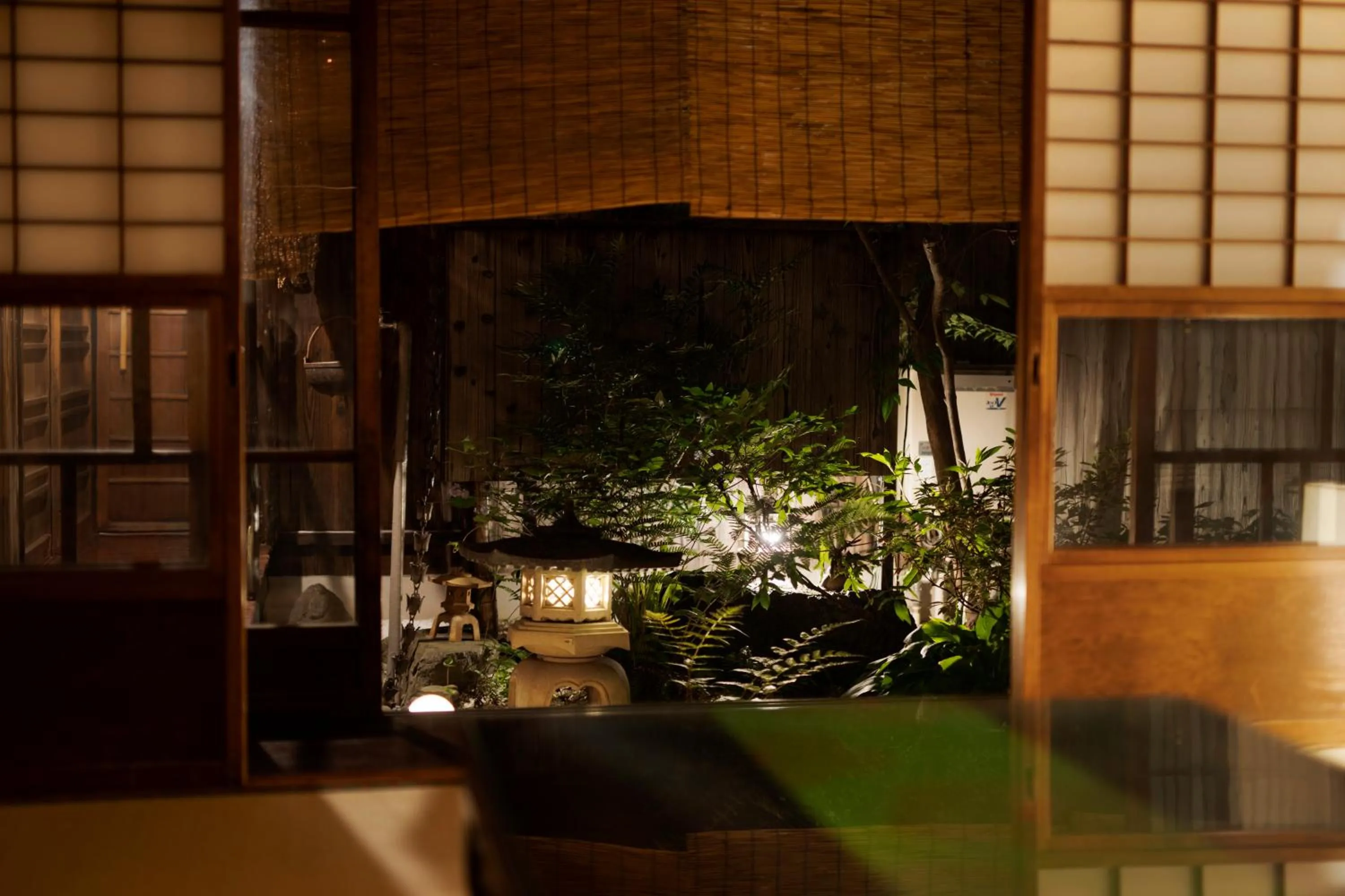 Garden in naokonoza Bettei Umekoji