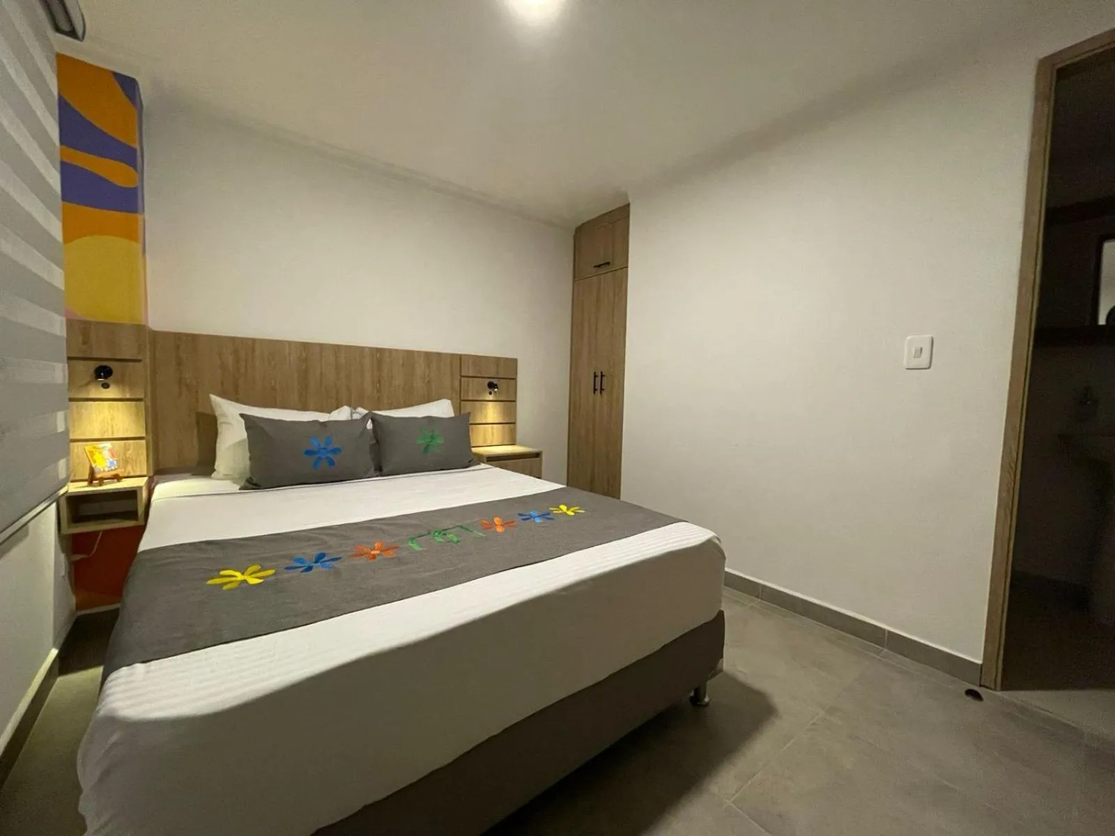 Bed in Hotel Medallo City