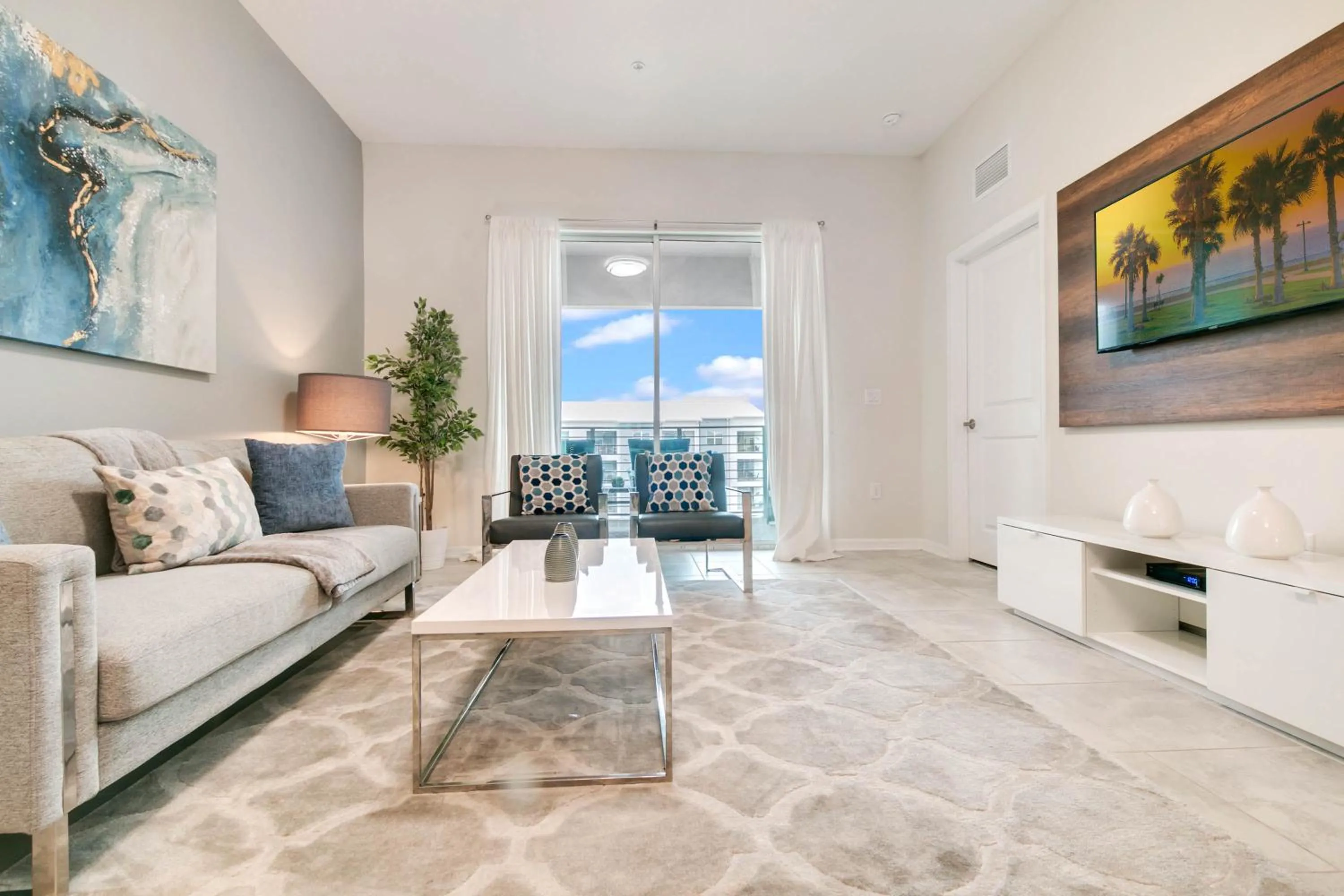 Property building in 2 Bedrooms 2 Bathrooms Storey Lake 3120-403 Pc