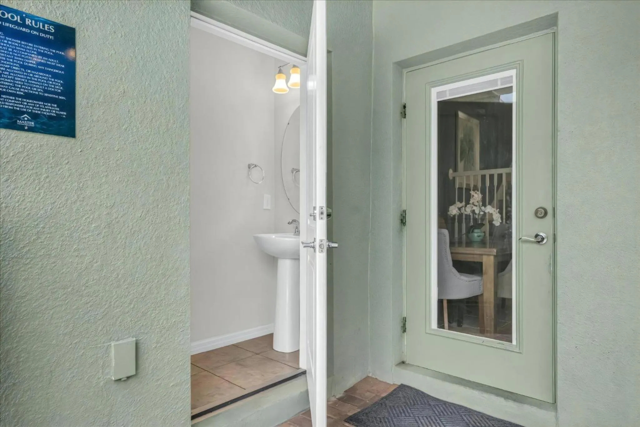 Property building in 5 Bedrooms 4 Bathrooms Solterra 4618 Td