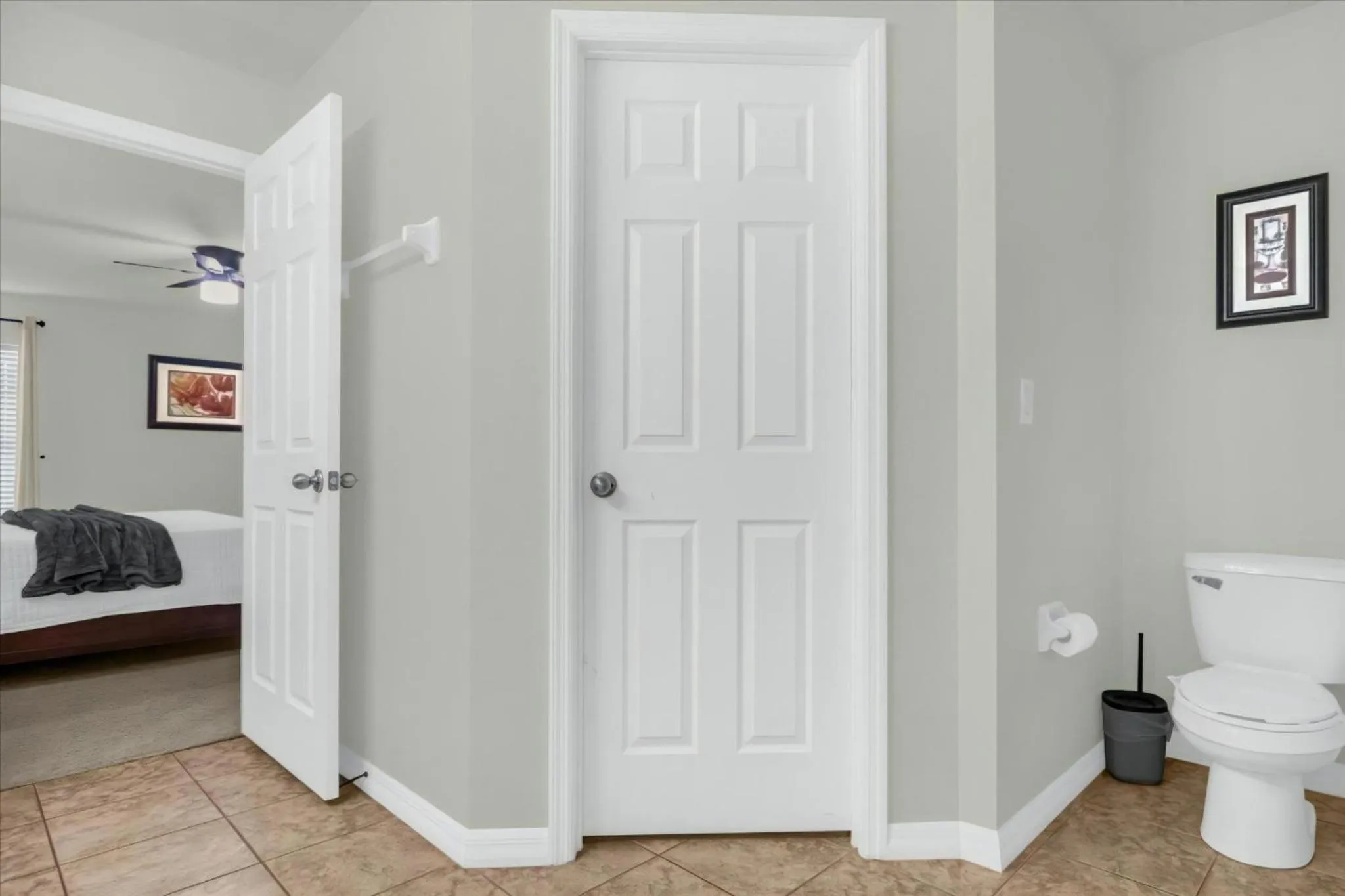 Property building, Bed in 4 Bedrooms 3 Bathrooms Veranda Palms 4461 Np