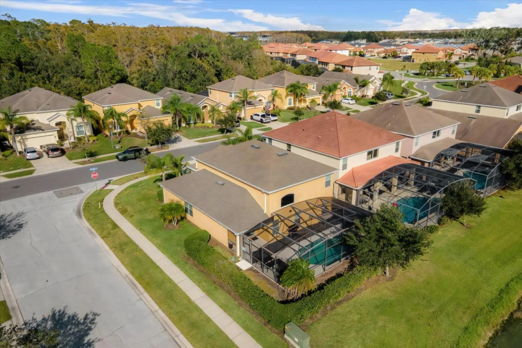 Property building in 4 Bedrooms 3 Bathrooms Veranda Palms 4461 Np