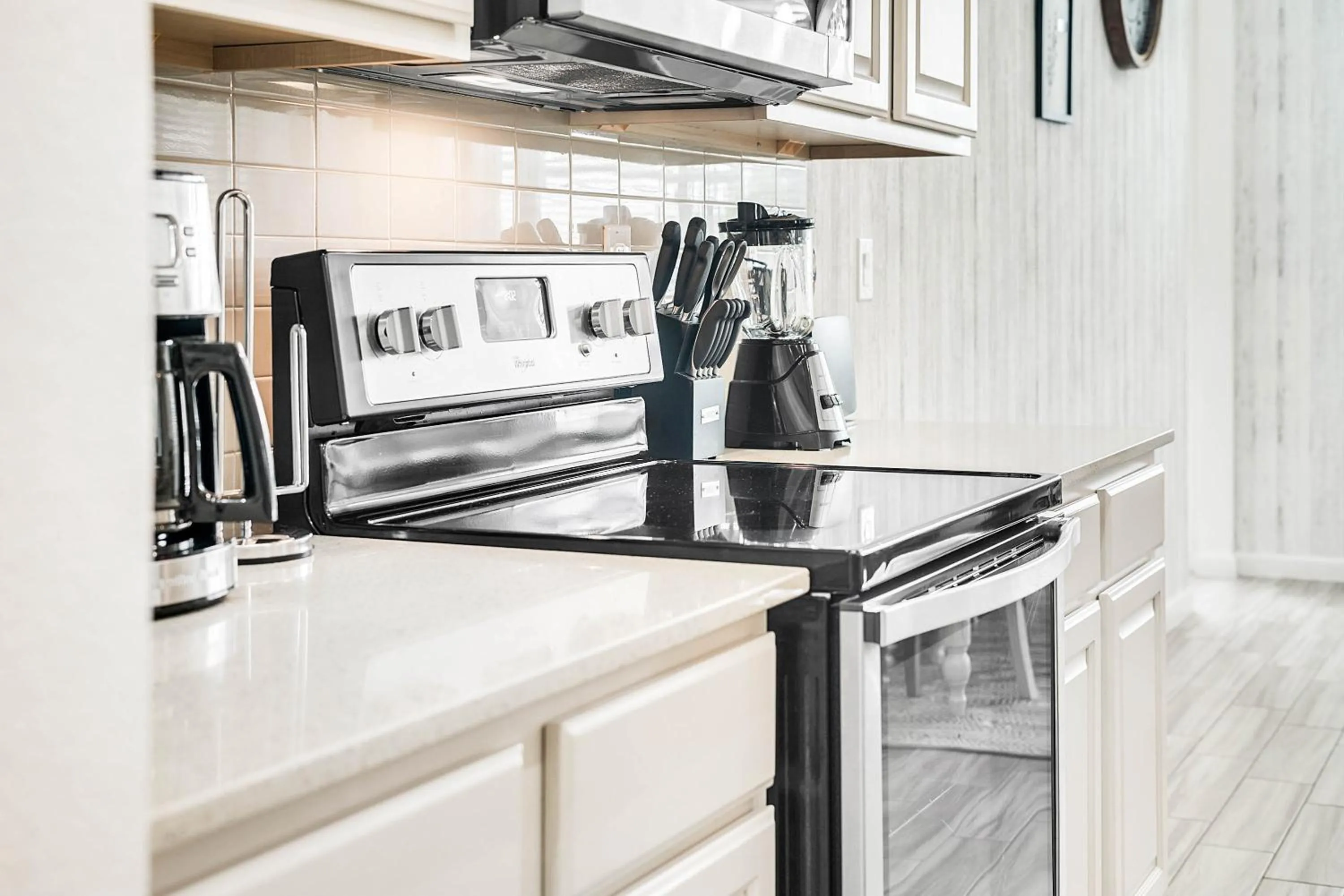 Property building in 5 Bedrooms 5 Bathrooms Sonoma 3891 Oa