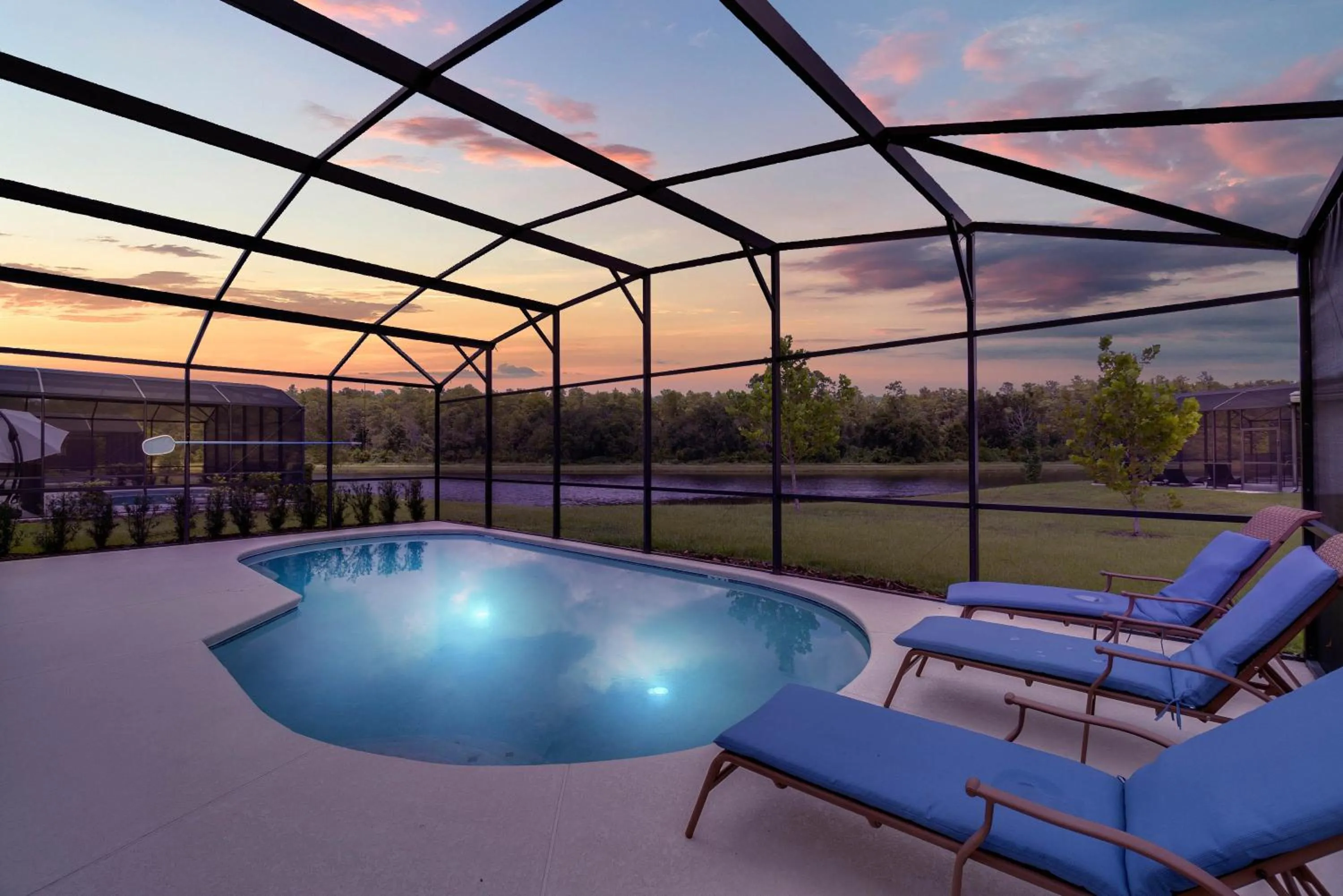 Property building in 5 Bedrooms 5 Bathrooms Sonoma 3891 Oa