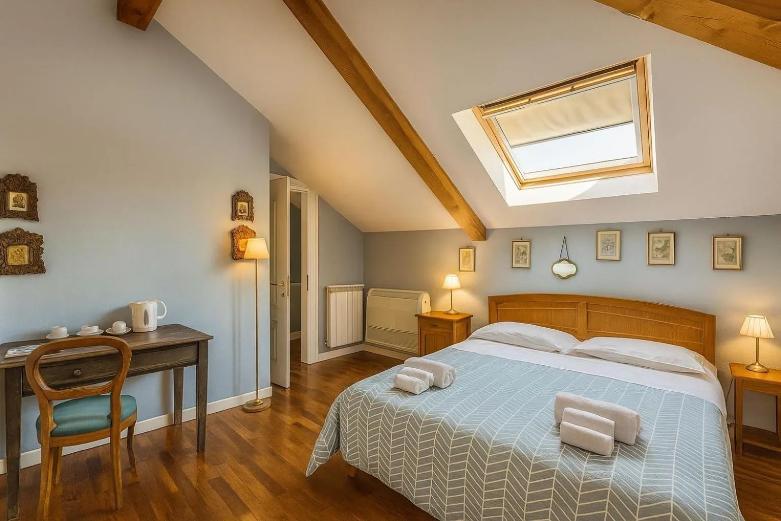 Bed in The Secret Garden Relais