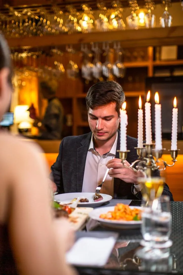 Restaurant/places to eat in Pim Pool Villa Nan