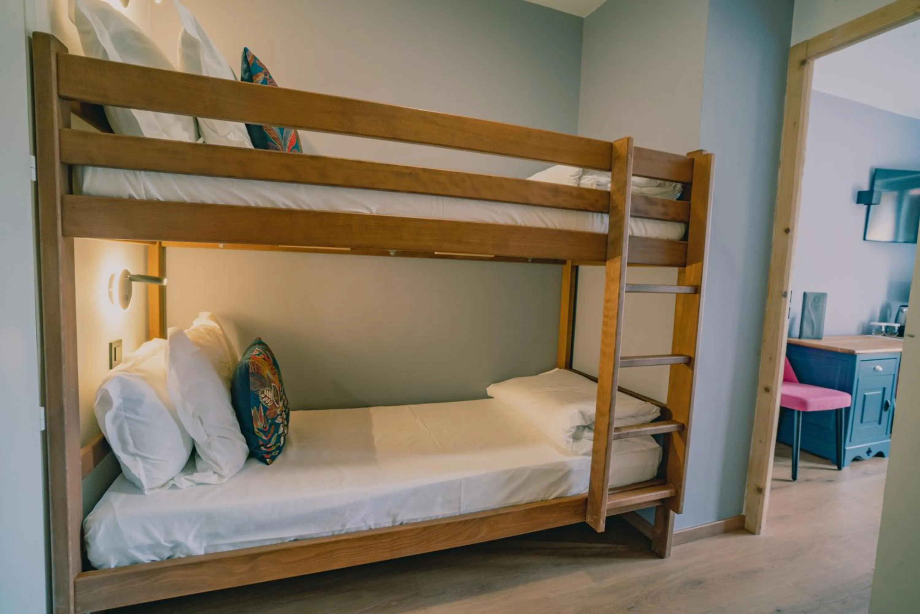 bunk bed, Bed in Terra-Beka Lodge