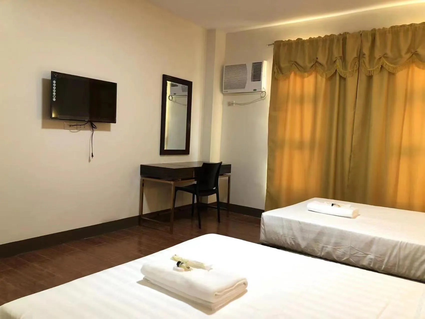 Bed in Meaco Royal Hotel- Aparri