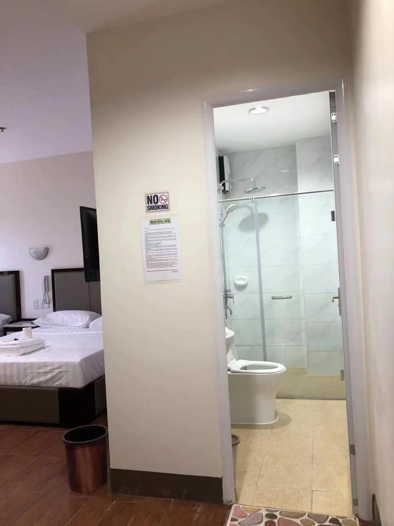 Bathroom in Meaco Royal Hotel- Aparri