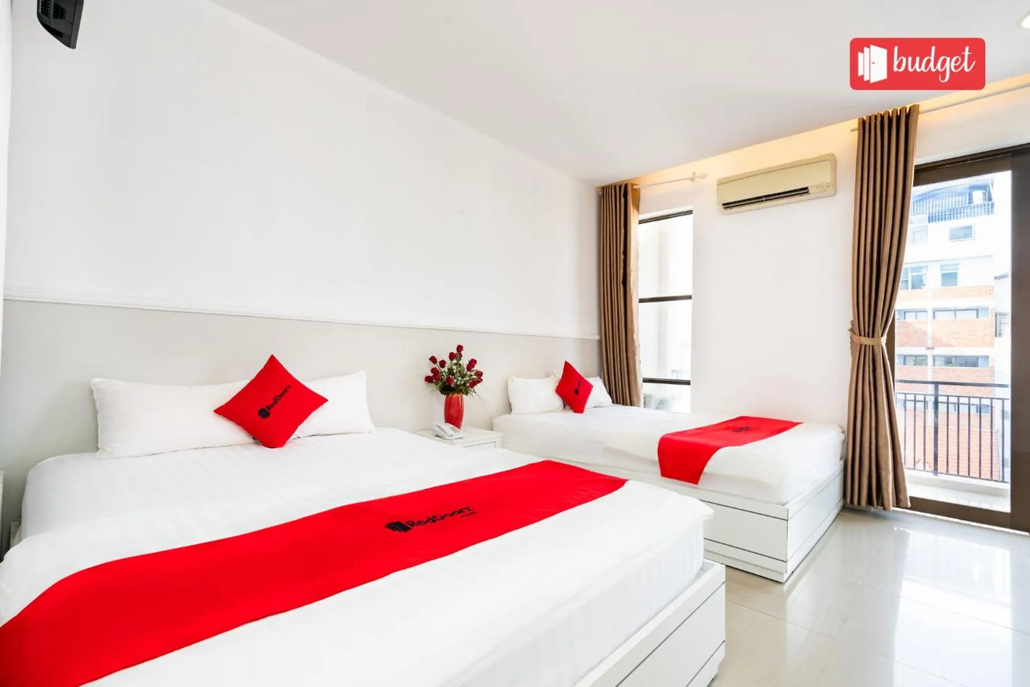 View (from property/room), Bed in Khanh Linh Hotel