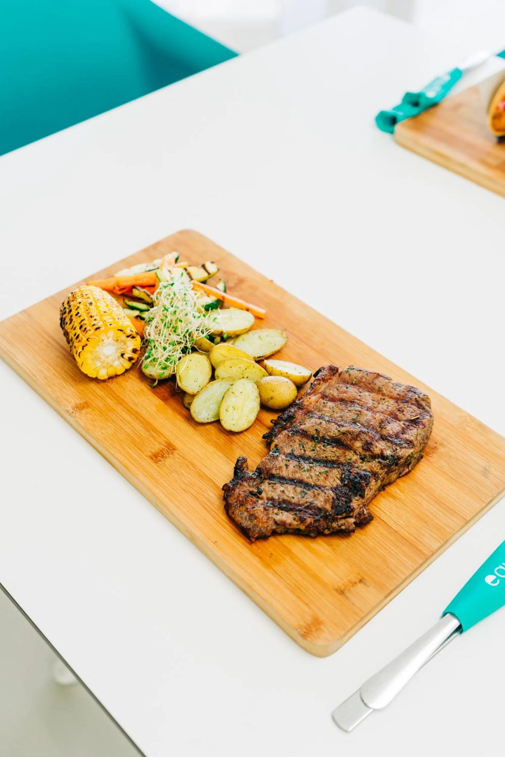 Restaurant/places to eat in Equinoccio Hotel