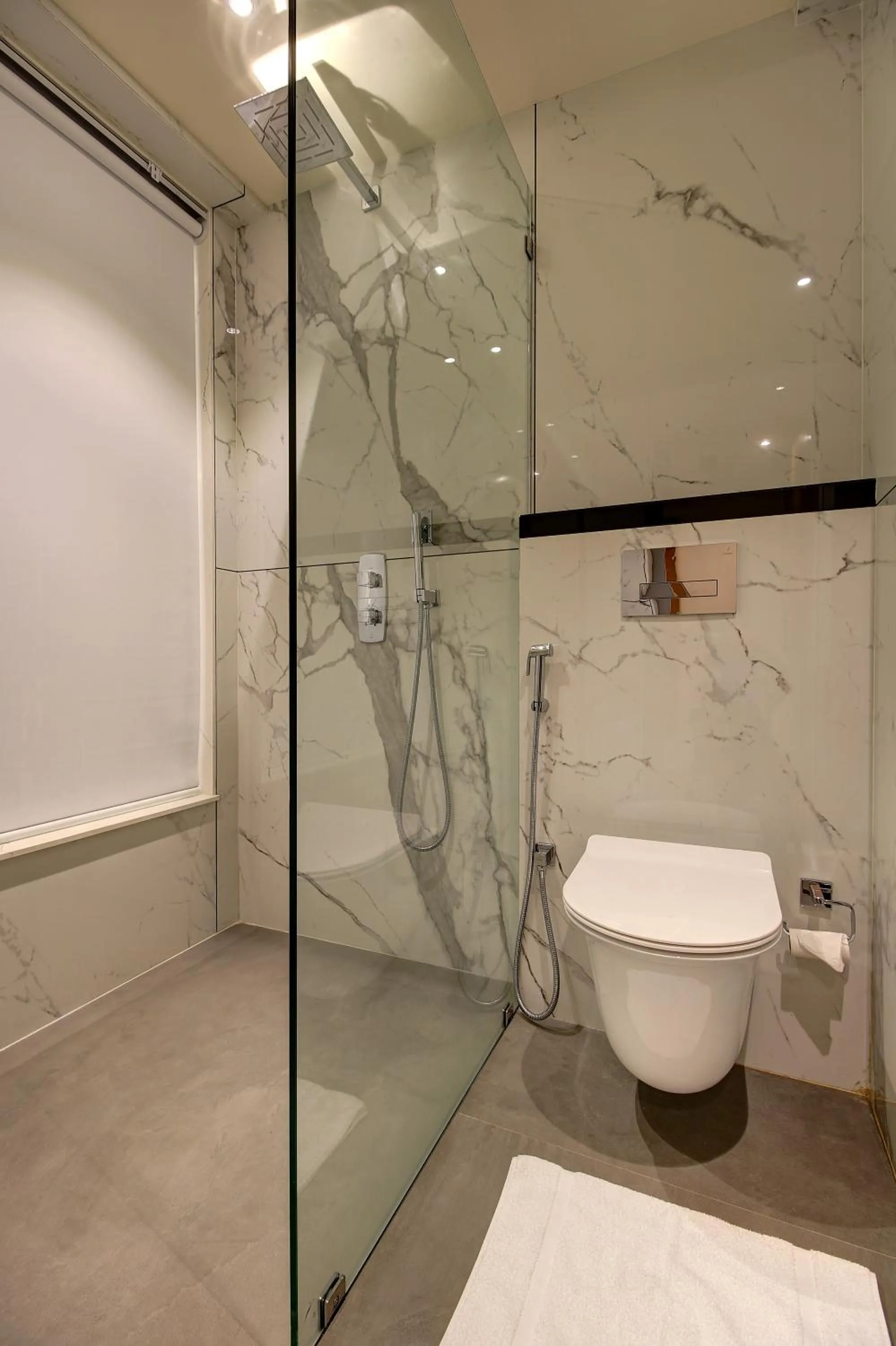 Hotel Mumbai House Ghansoli, Navi Mumbai