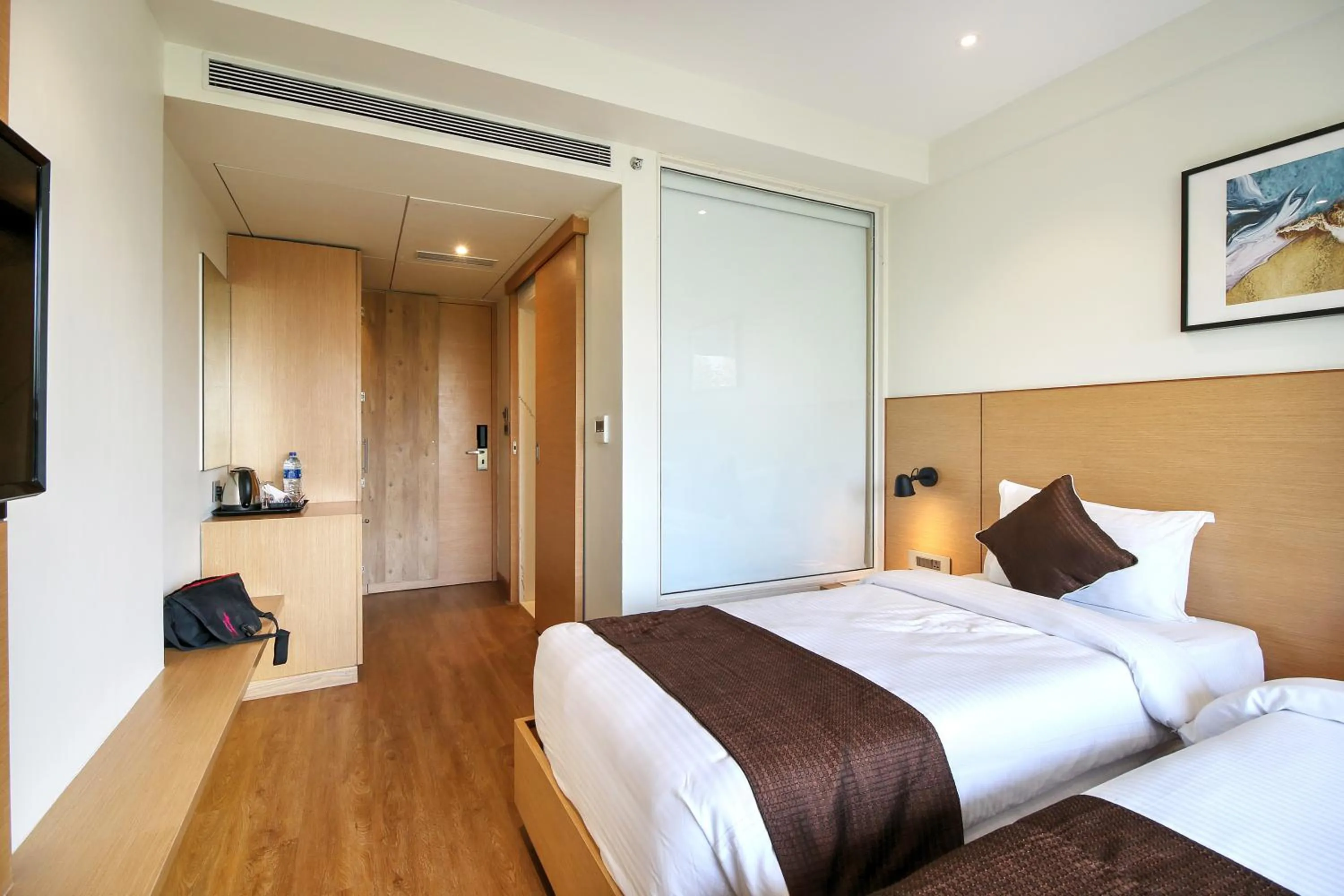 Bed in Hotel Mumbai House Ghansoli, Navi Mumbai