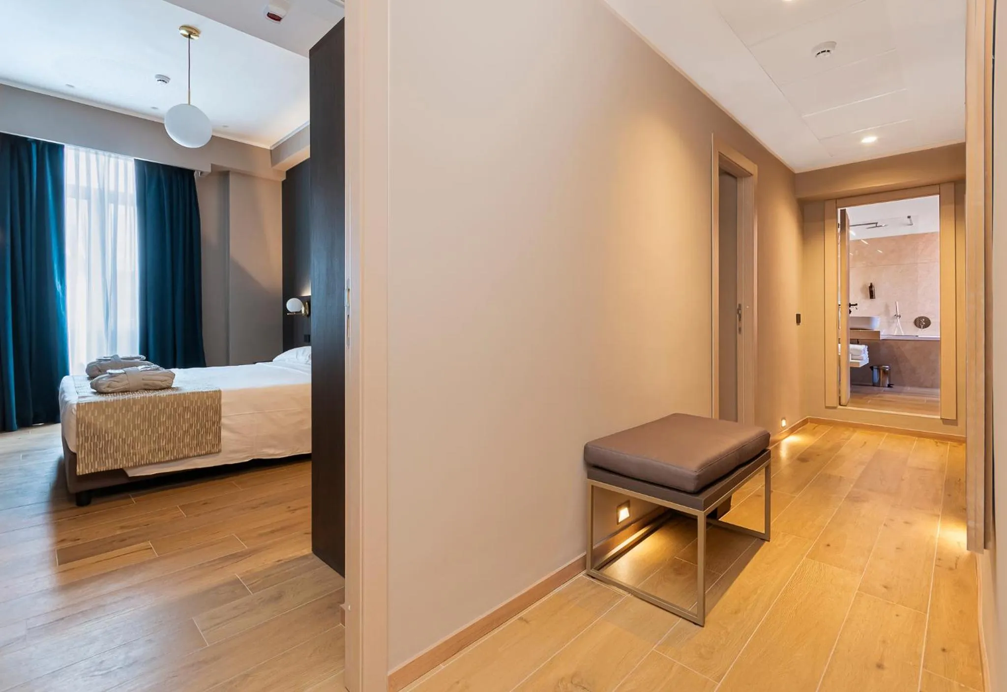 Photo of the whole room, Bed in Hotel San Remo