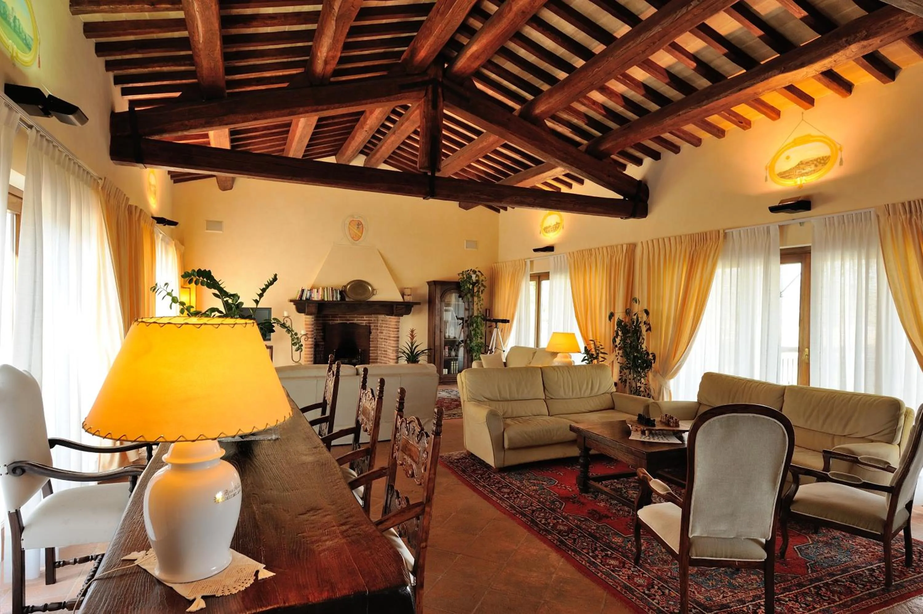 Lobby or reception in Ripa Relais Colle Del Sole
