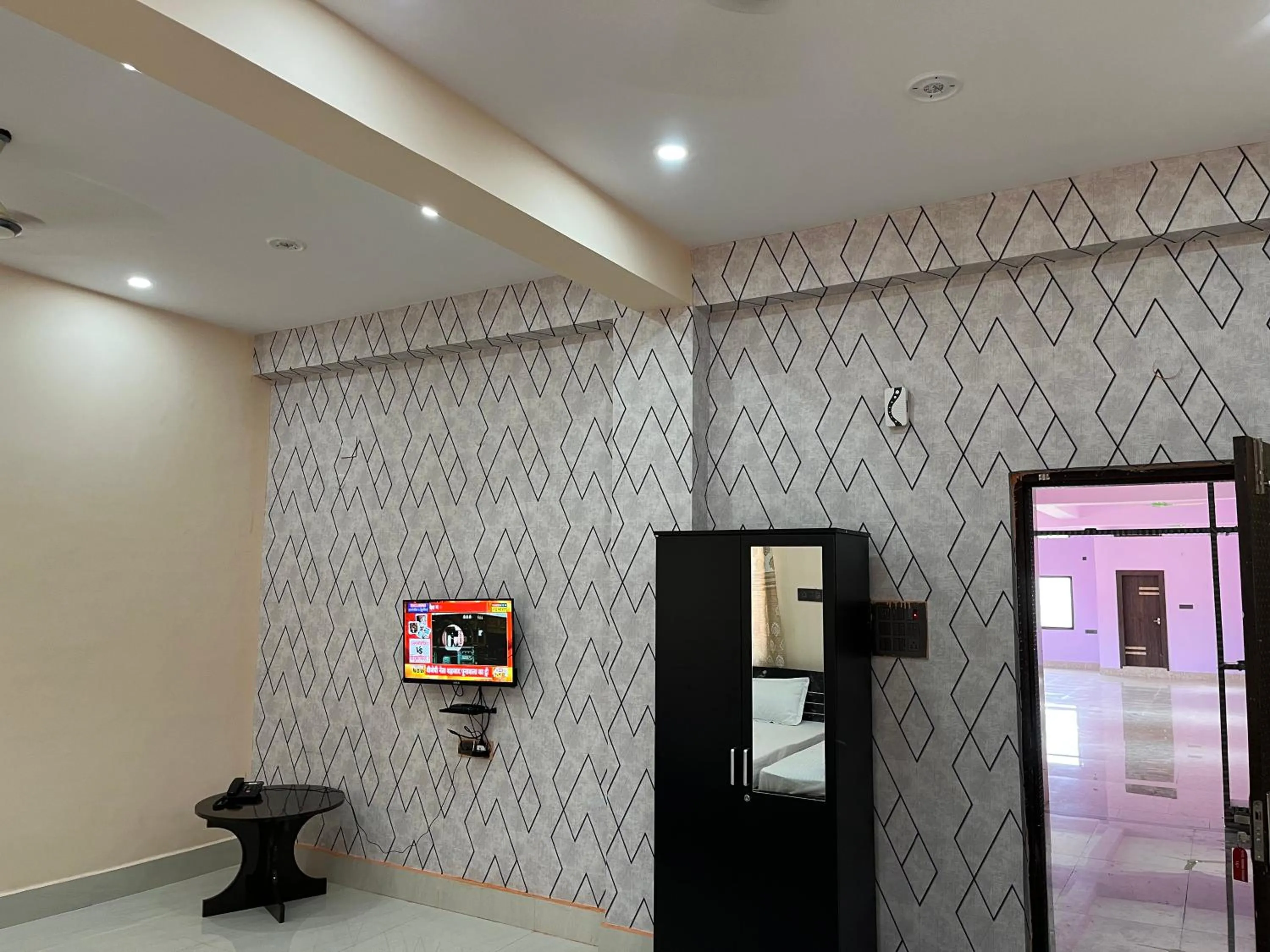 Hotel Krishna Paradise