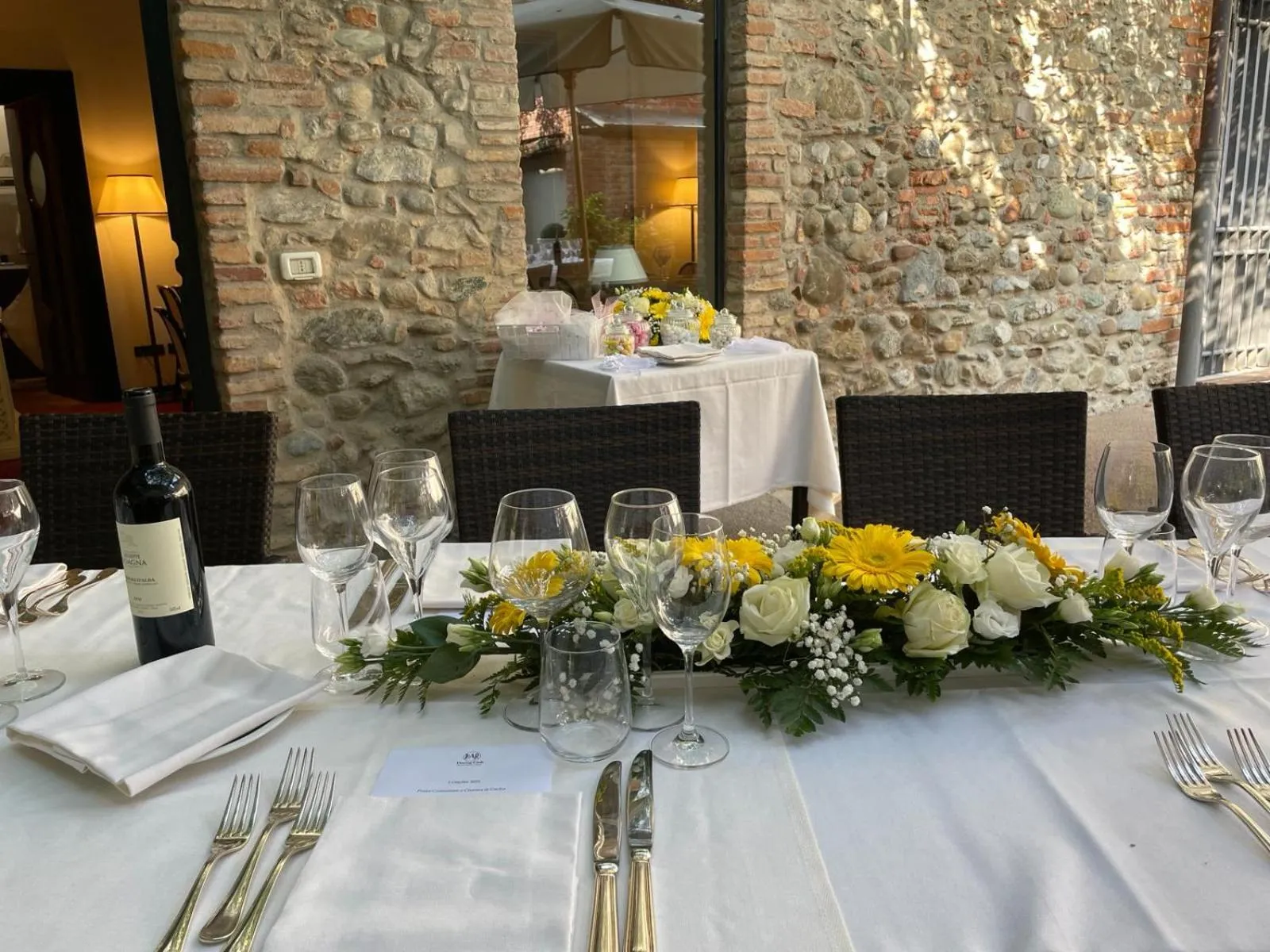 LEAR • Dining Club