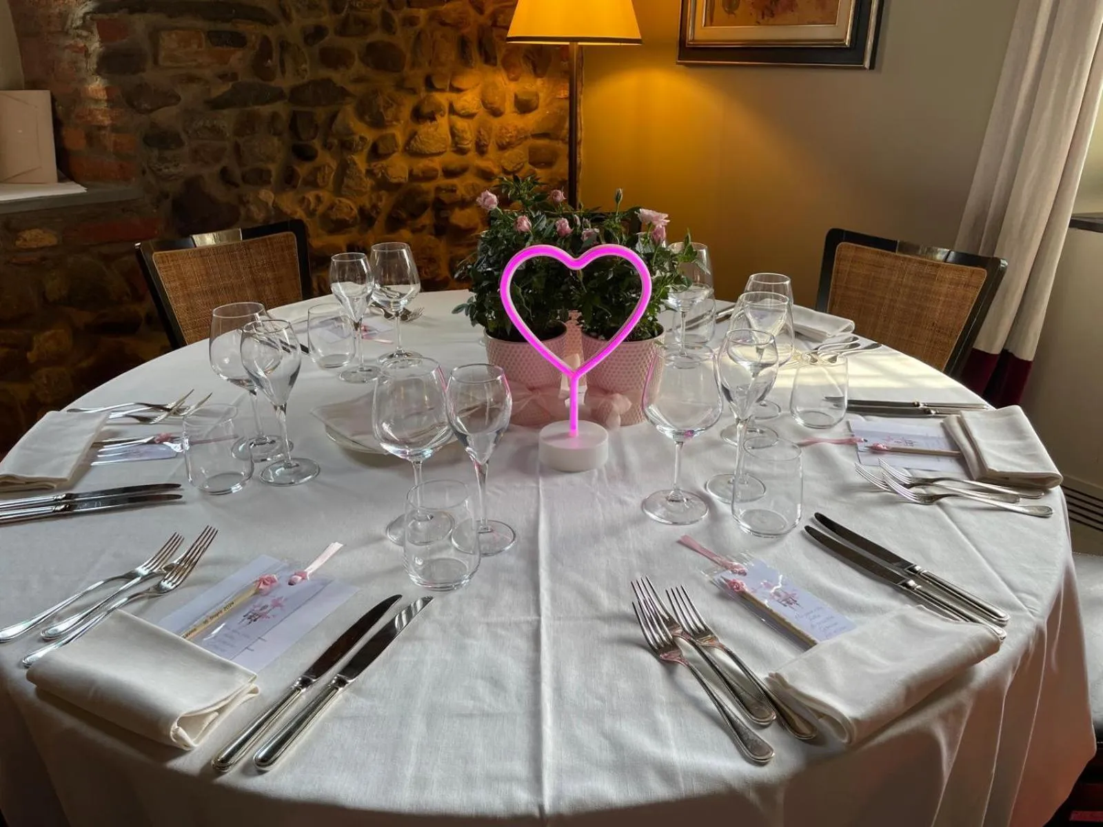 LEAR • Dining Club