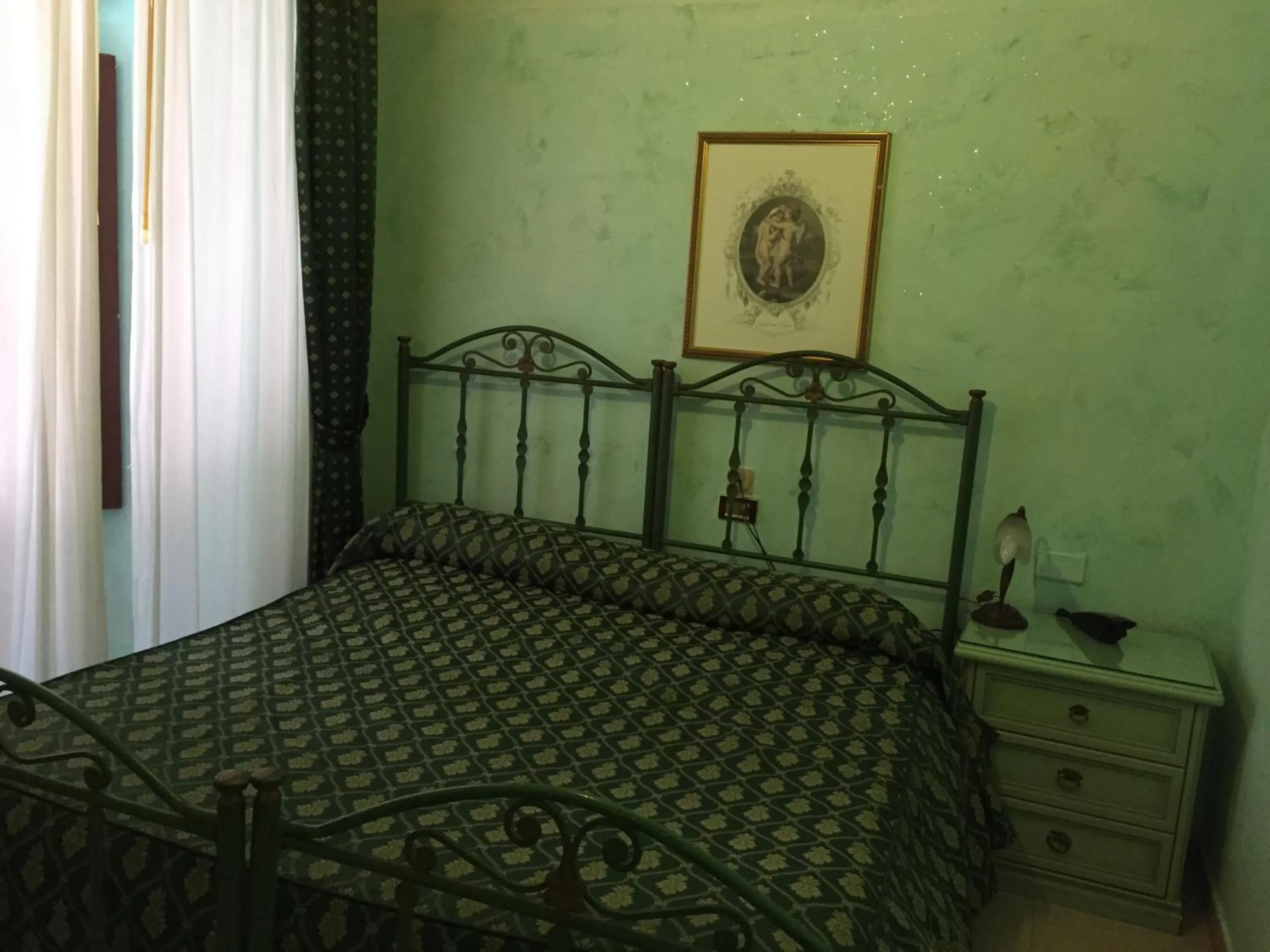 Decorative detail, Bed in Hotel Centrale Europa