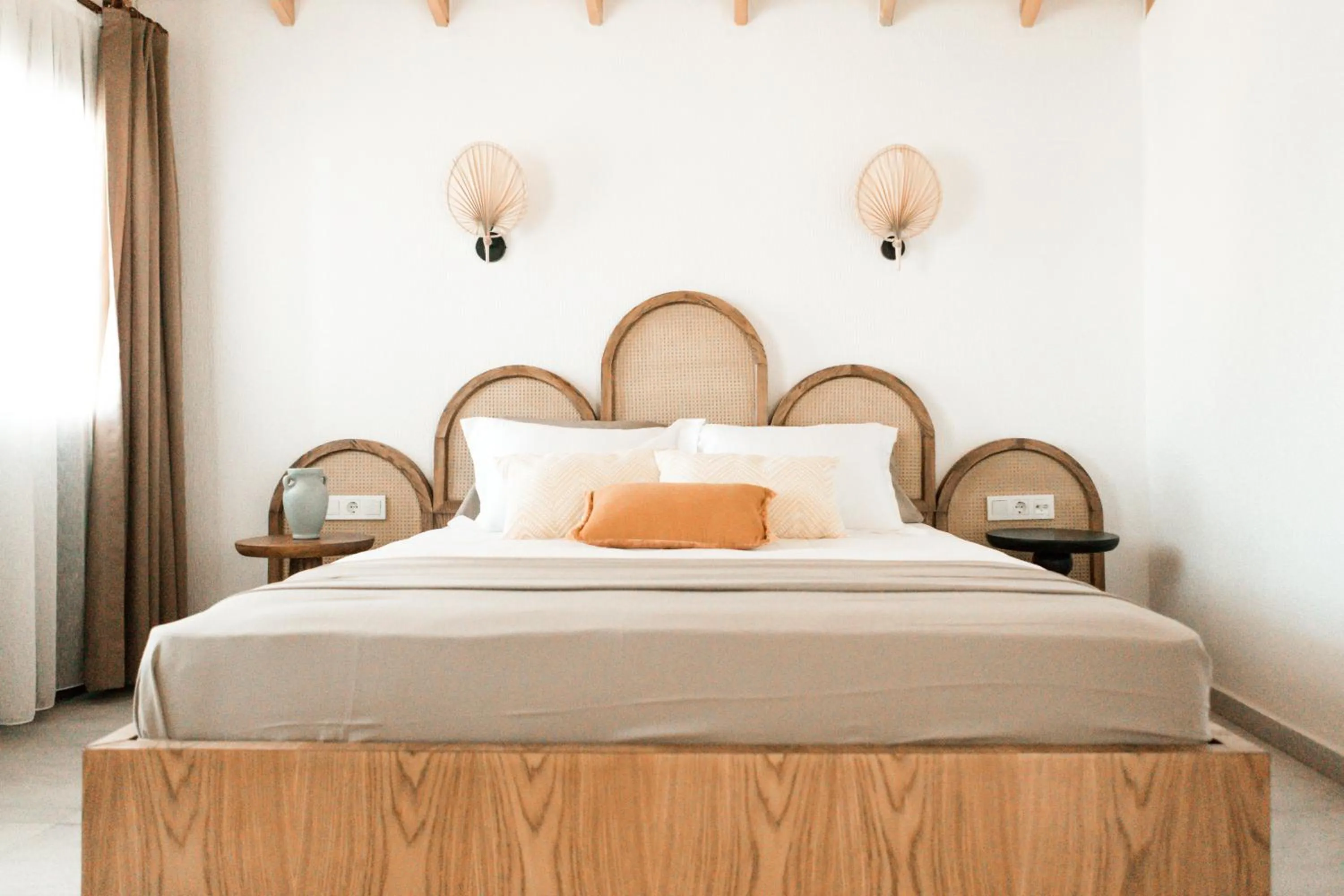 Bedroom, Bed in Molo Urla