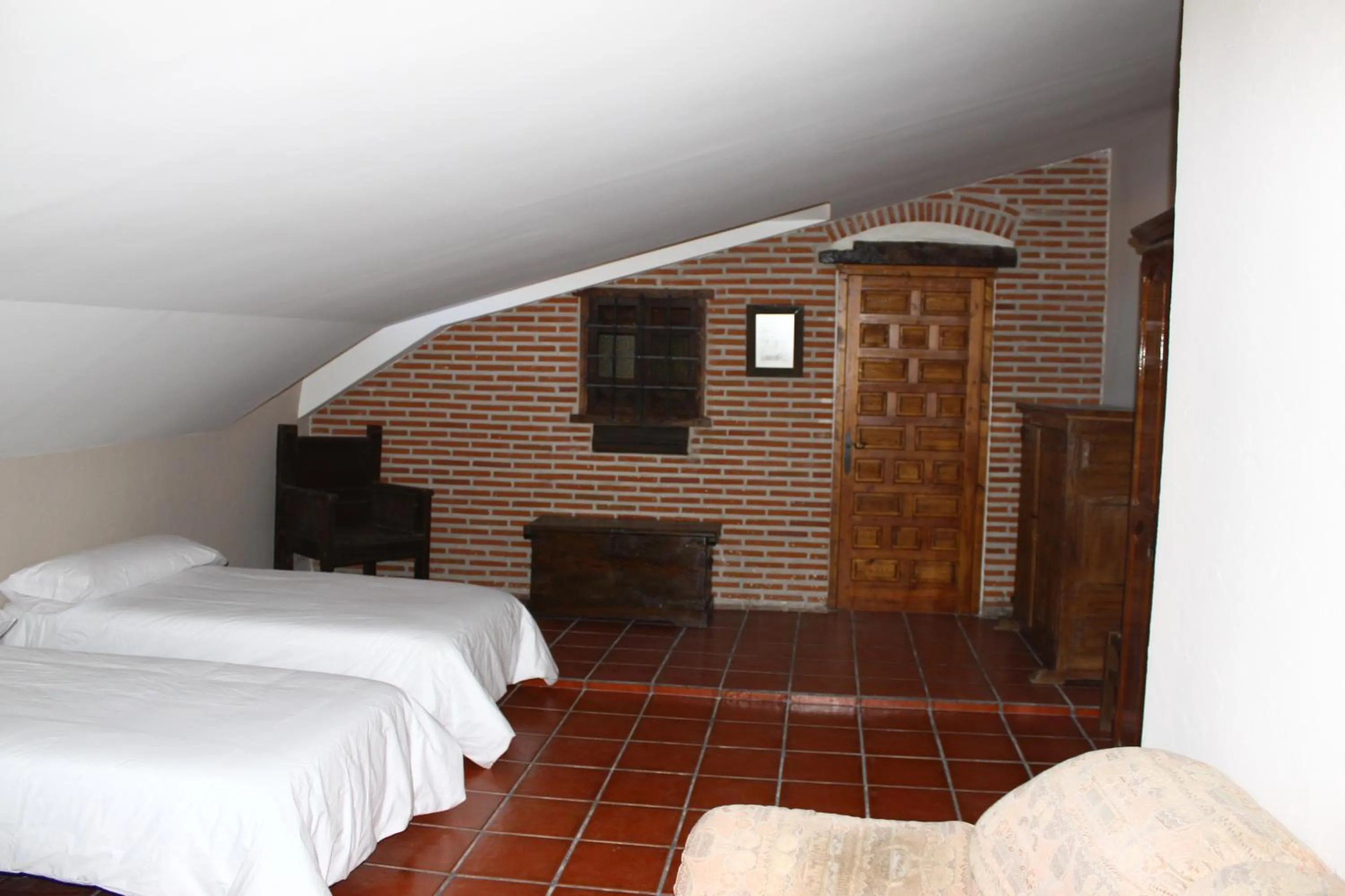 Photo of the whole room, Bed in Palacio de Monjaraz