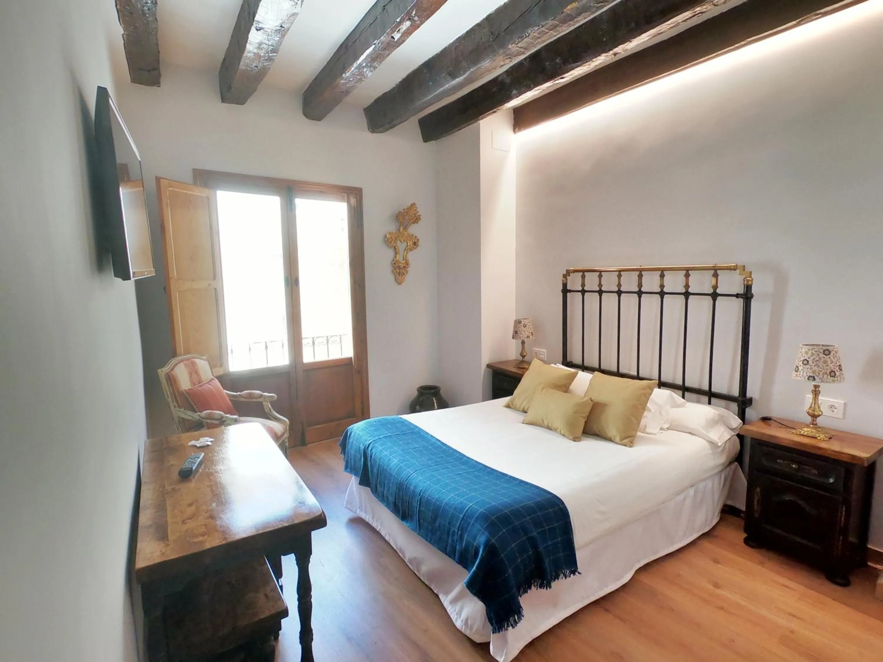 Bed in Palacio de Monjaraz