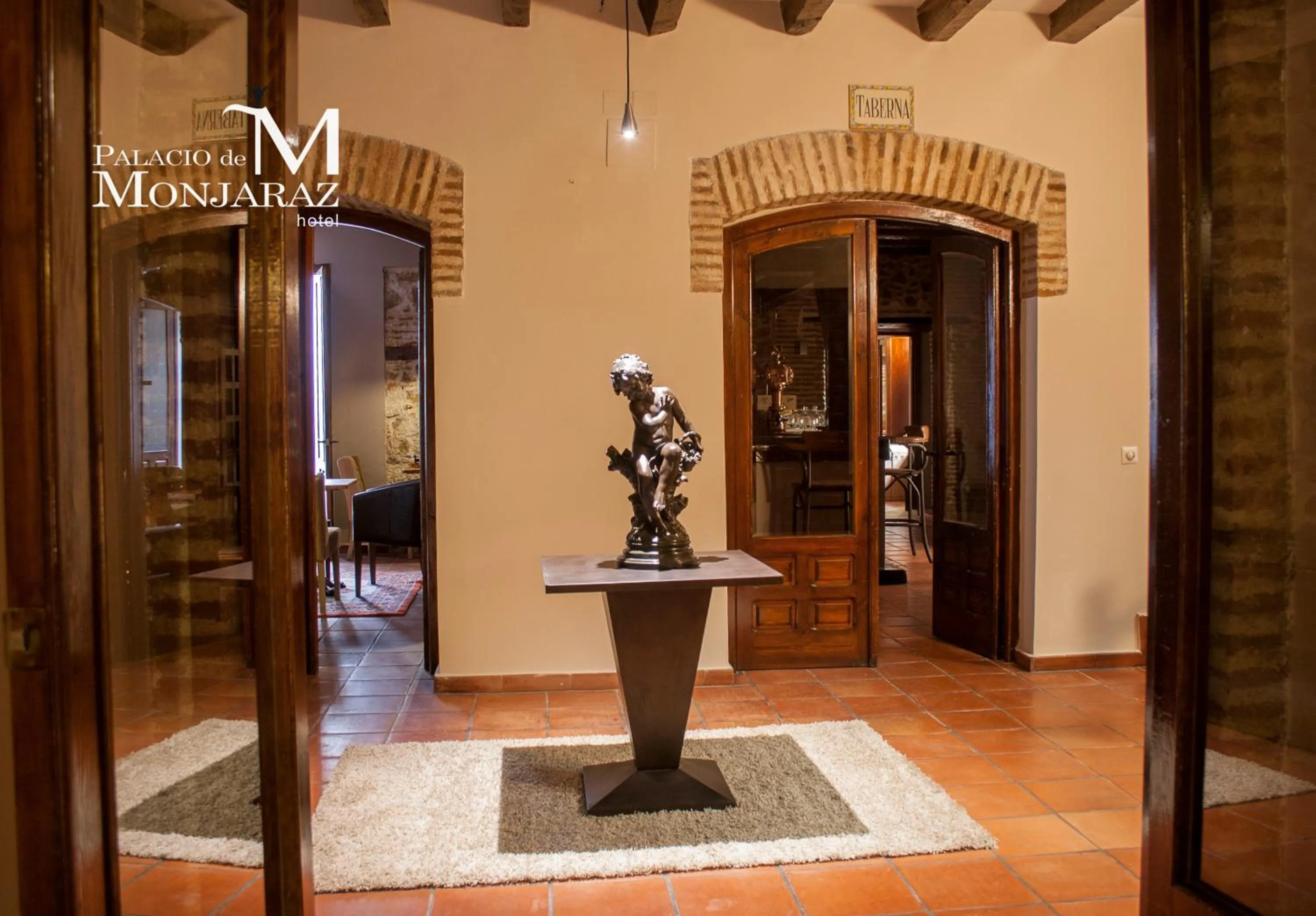 Lounge or bar in Palacio de Monjaraz