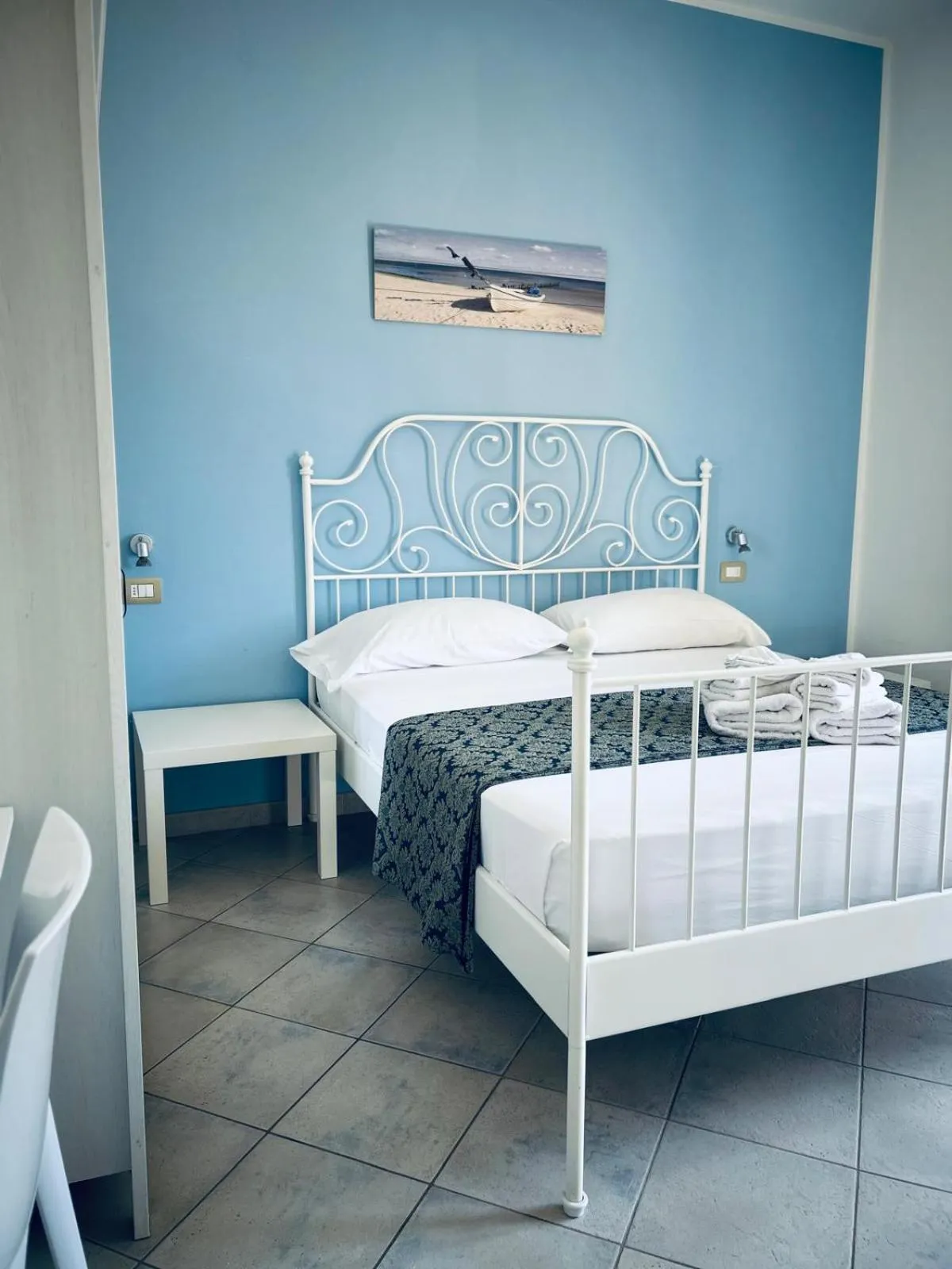 Bed in Hotel Achibea