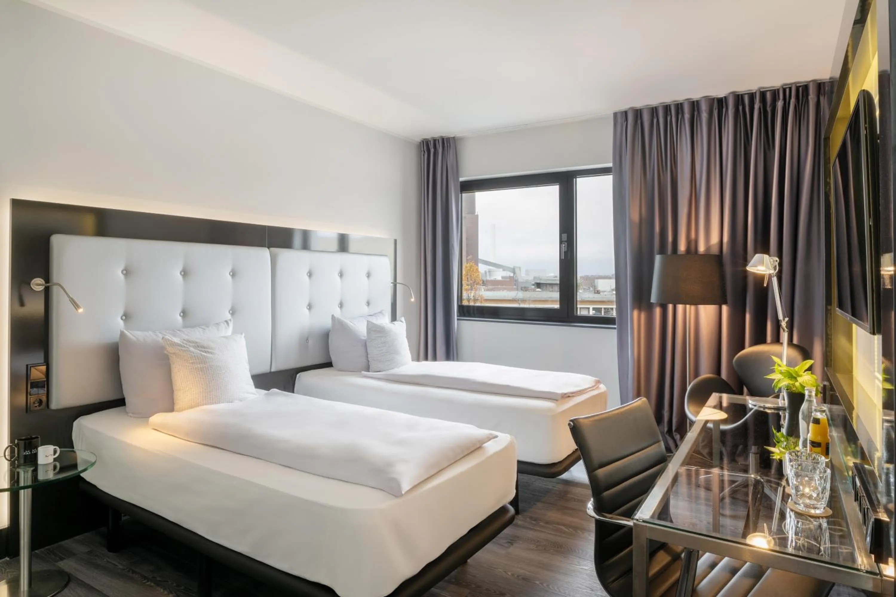 Bed in INNSiDE by Meliá Wolfsburg