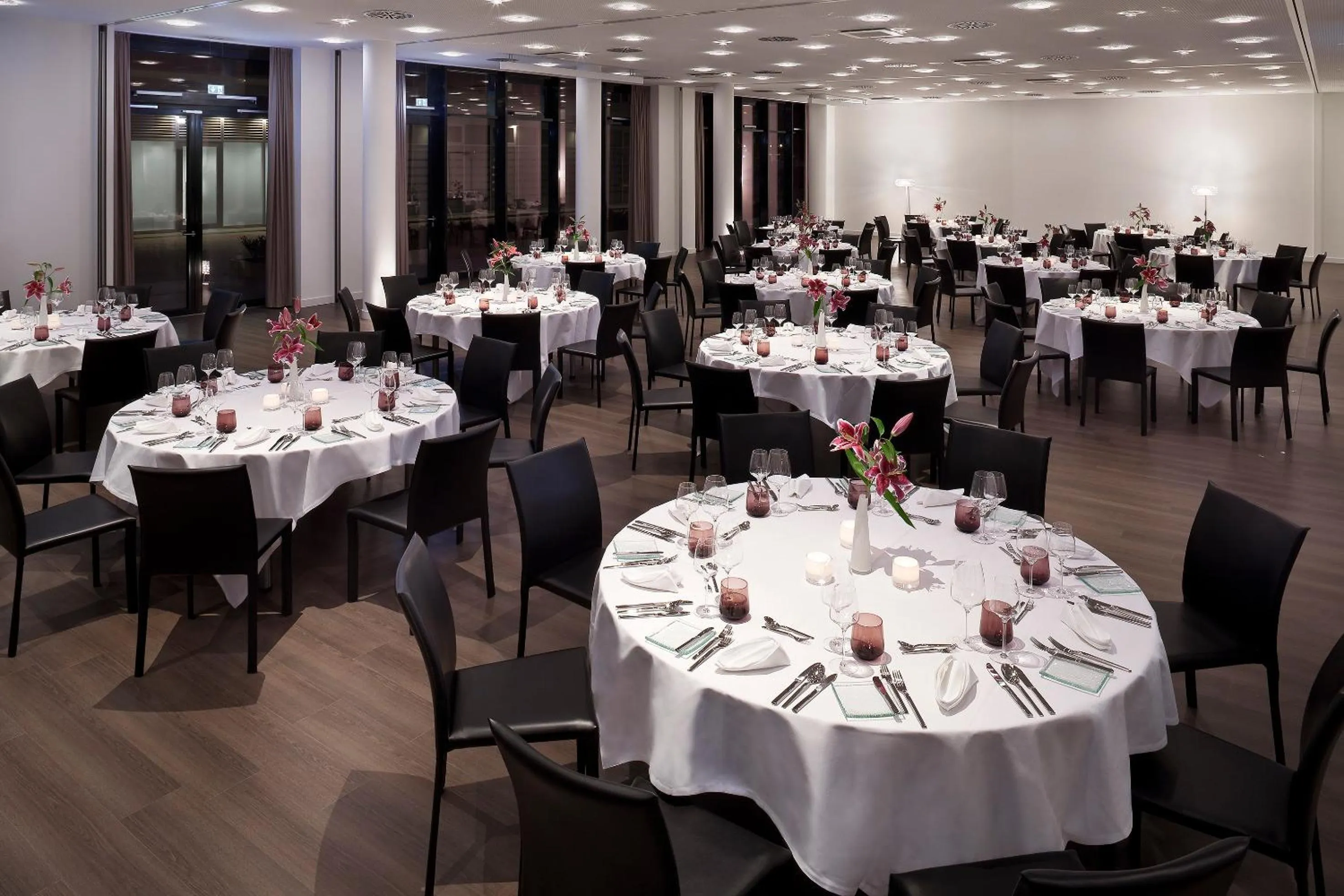 Restaurant/places to eat in INNSiDE by Meliá Wolfsburg