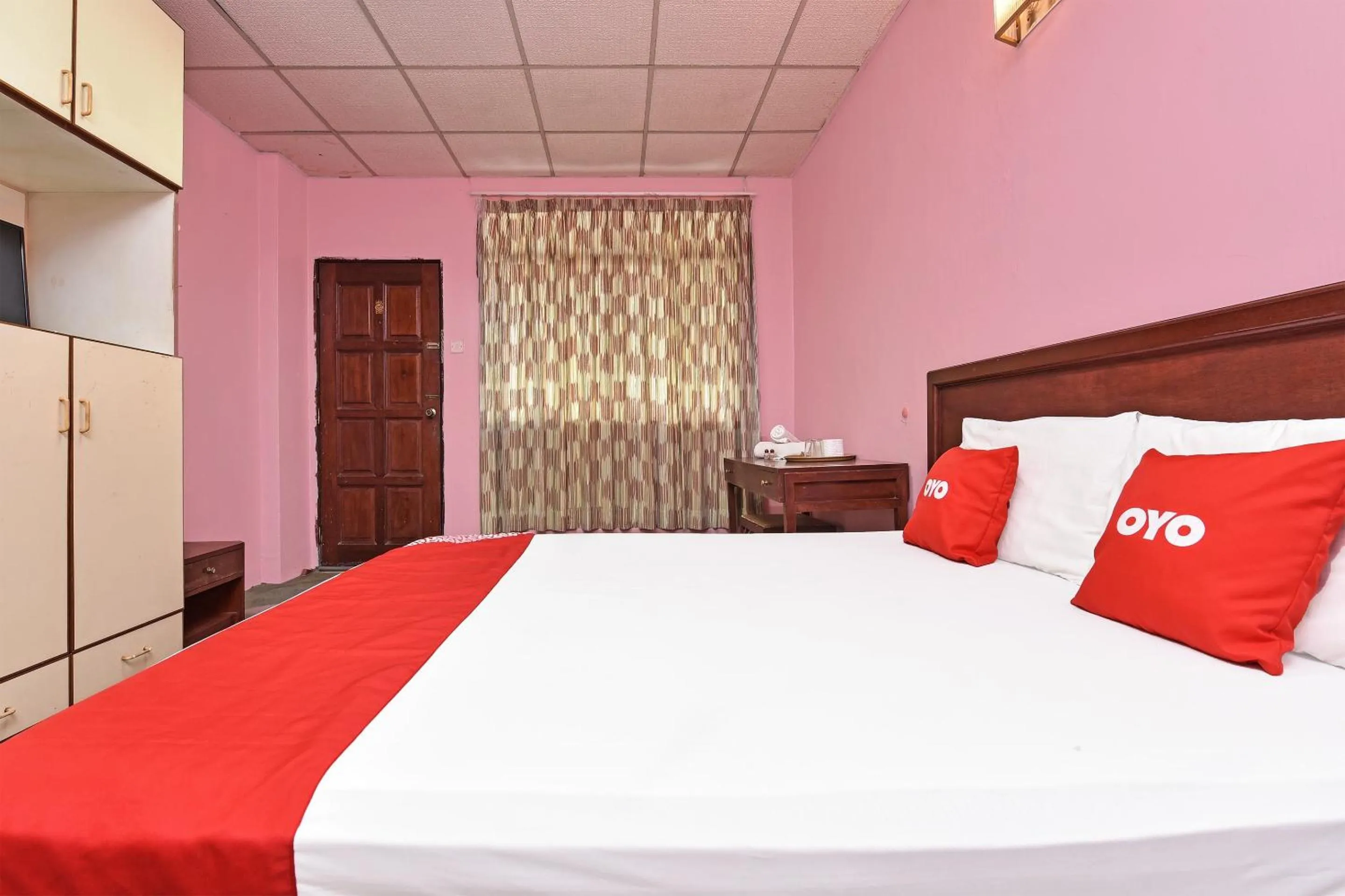 Bedroom, Bed in Hotel O Villa De Rose