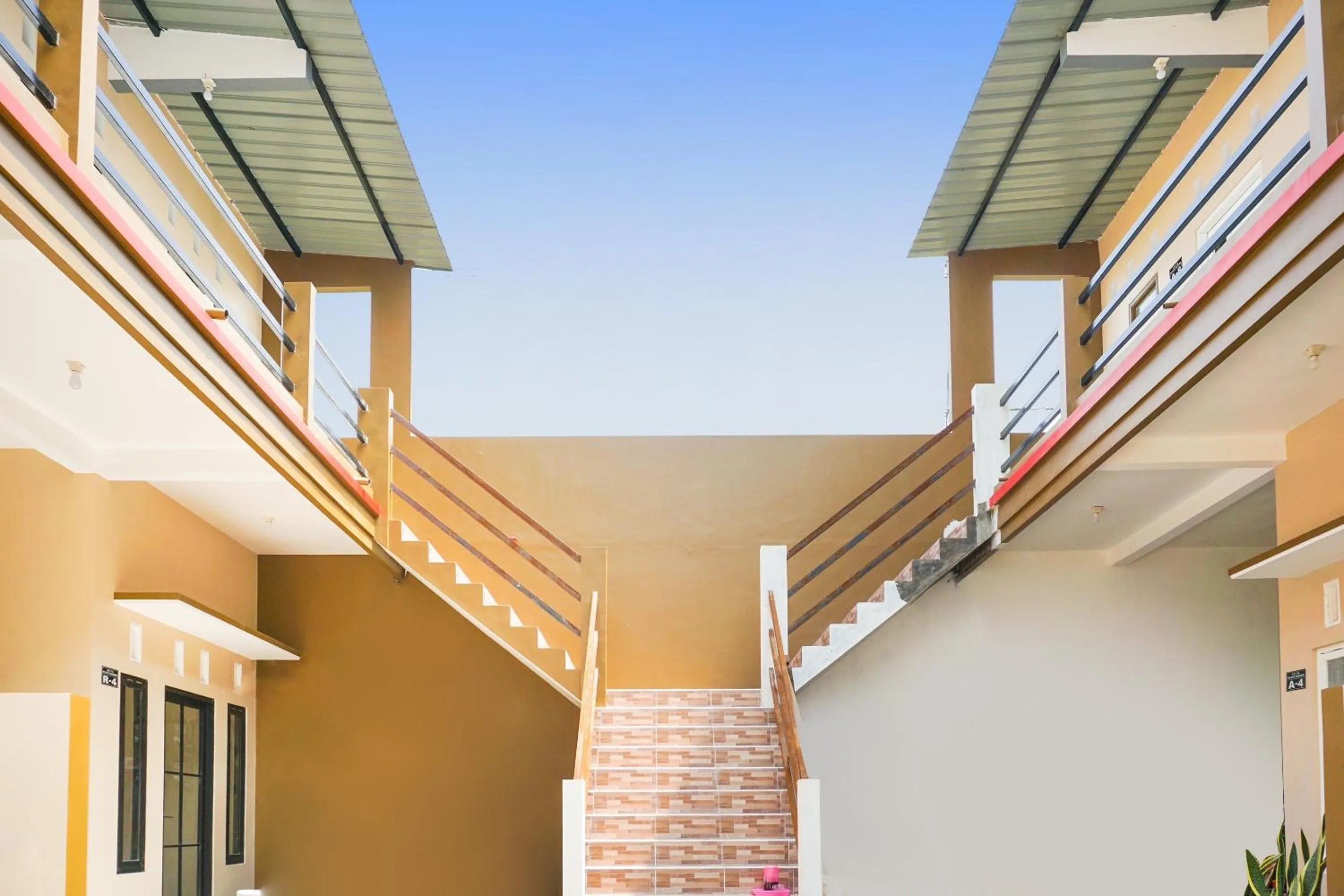 Lobby or reception in OYO Life 91569 Omah Wijaya Kusuma Syariah