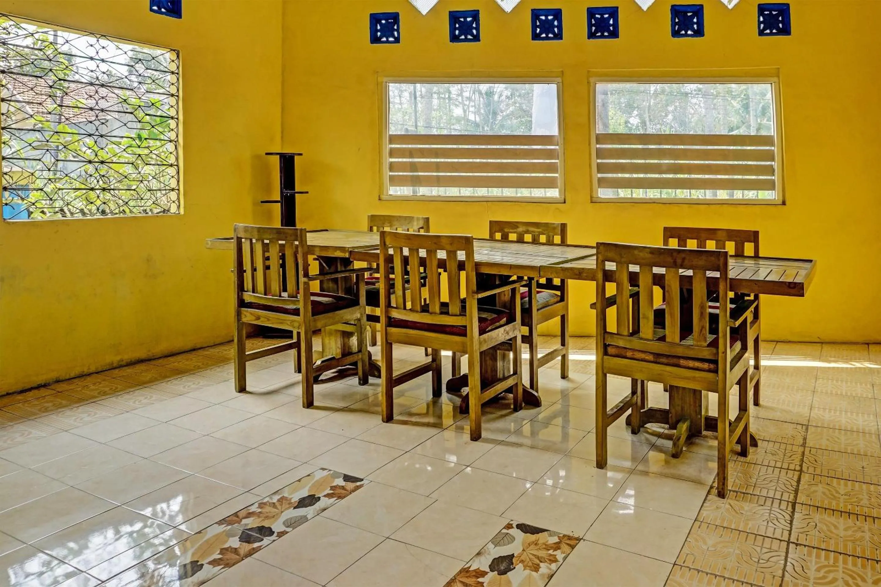 Lobby or reception in Hotel O Family Blitar