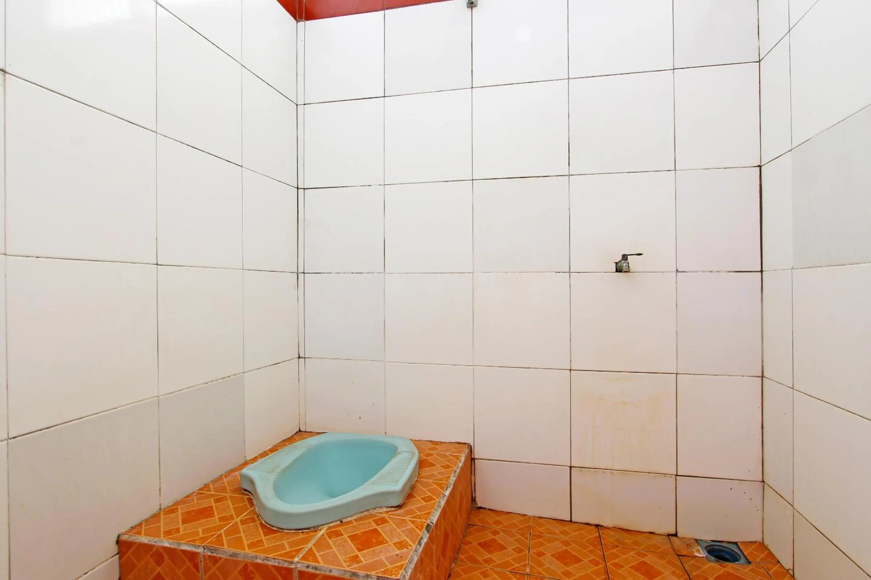 Bathroom in Hotel O Meilias