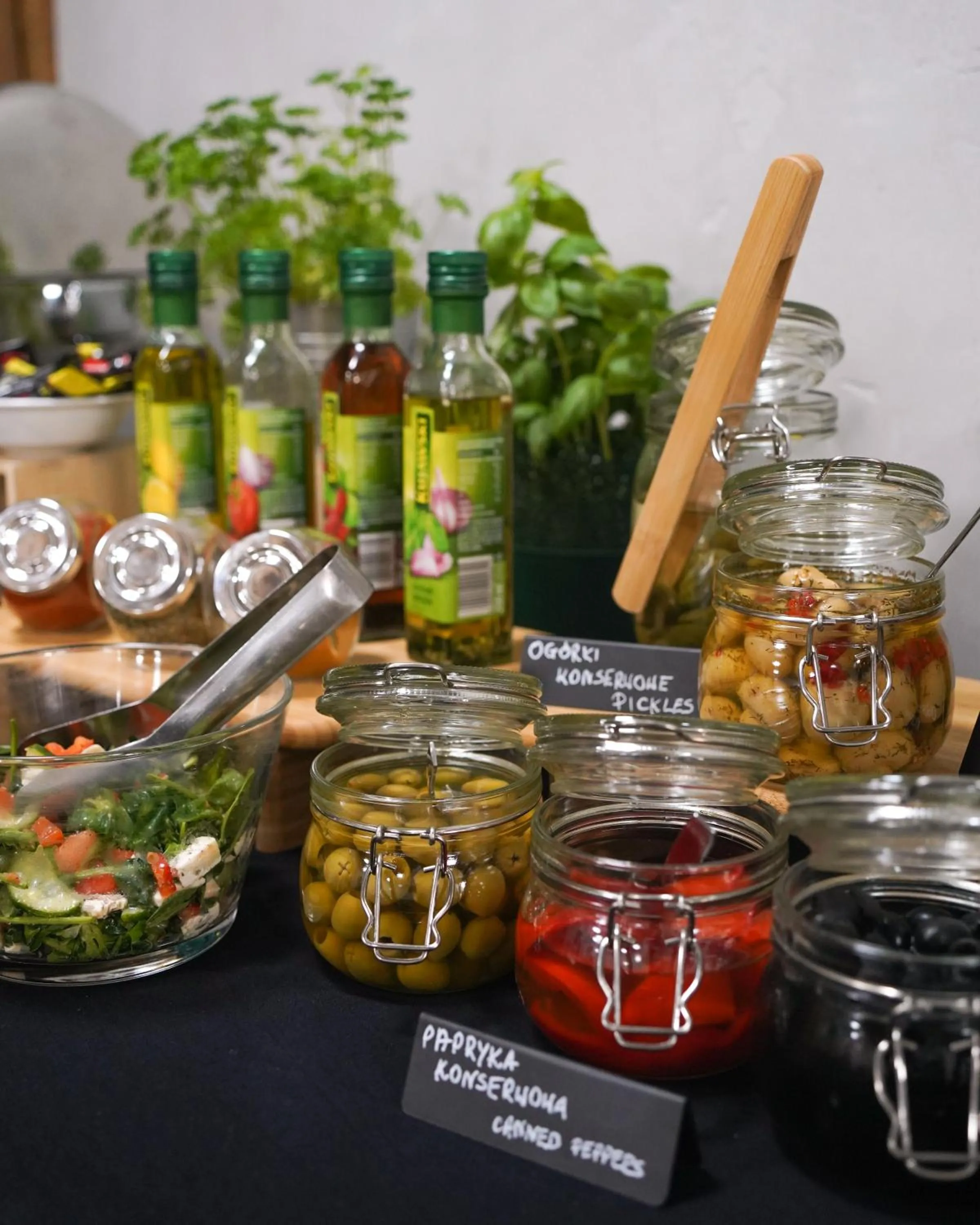 Food and drinks in City Center Rooms Piotrkowska 91