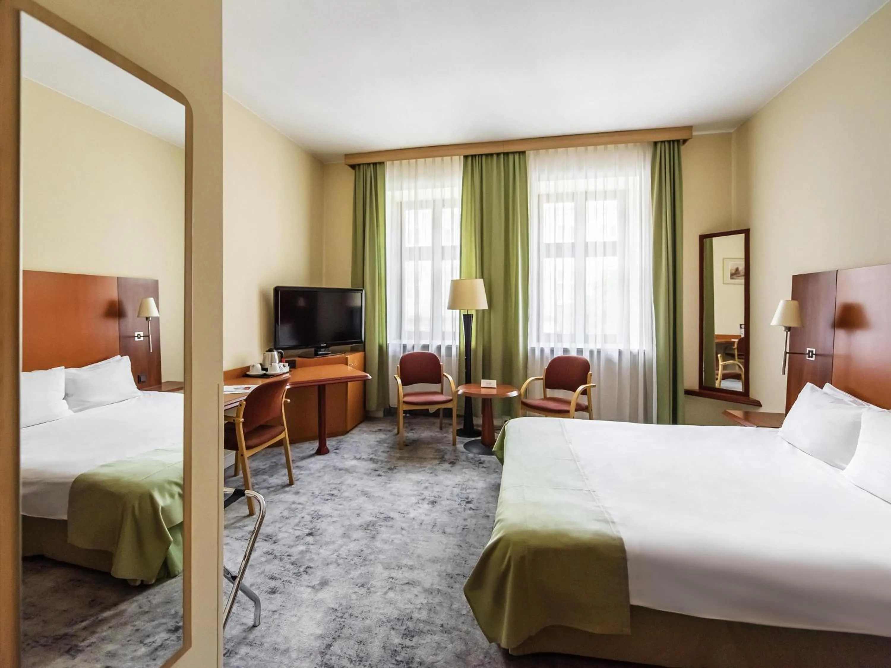 Bedroom, Bed in Mercure Opole