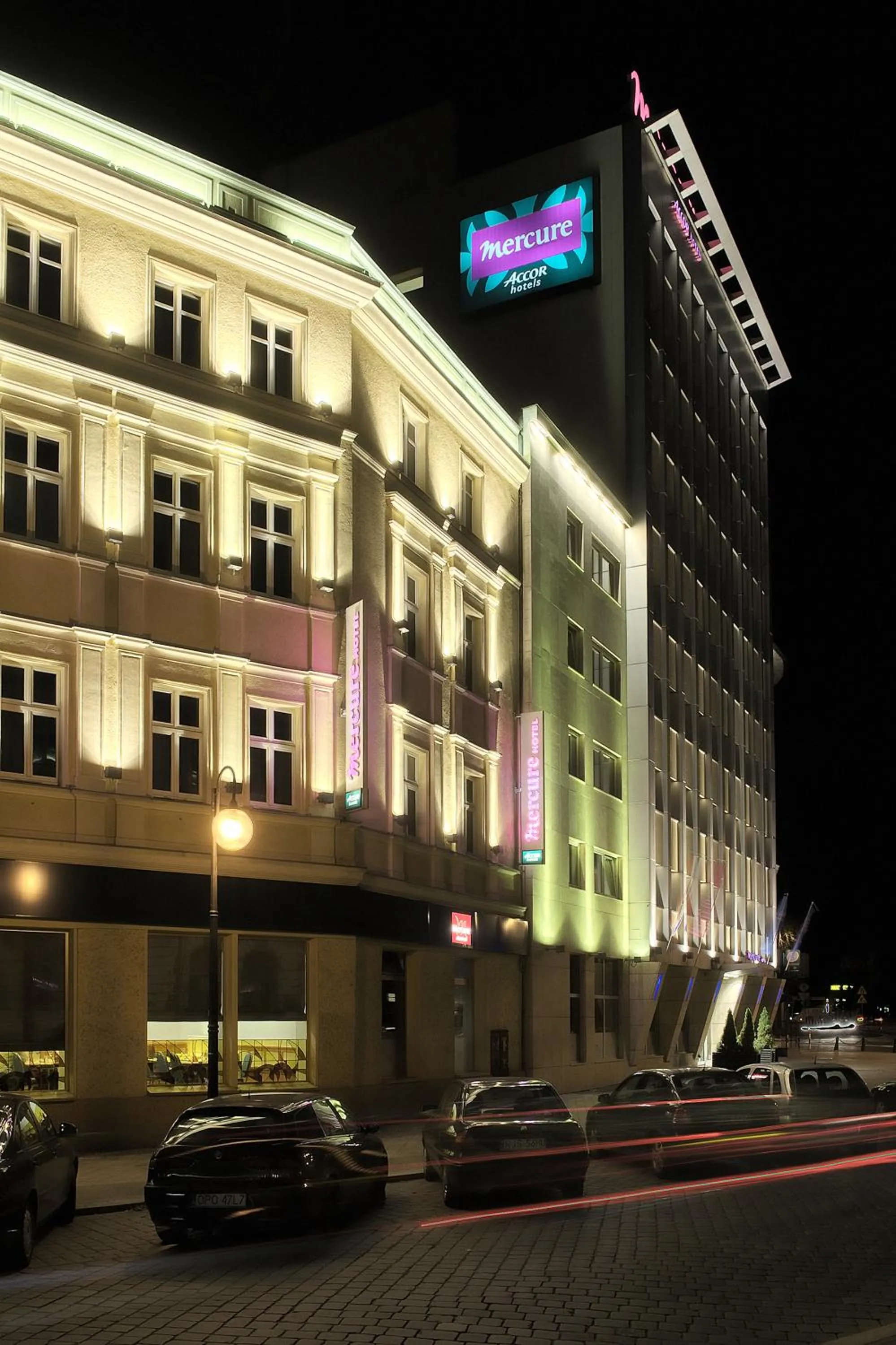 Facade/entrance in Mercure Opole