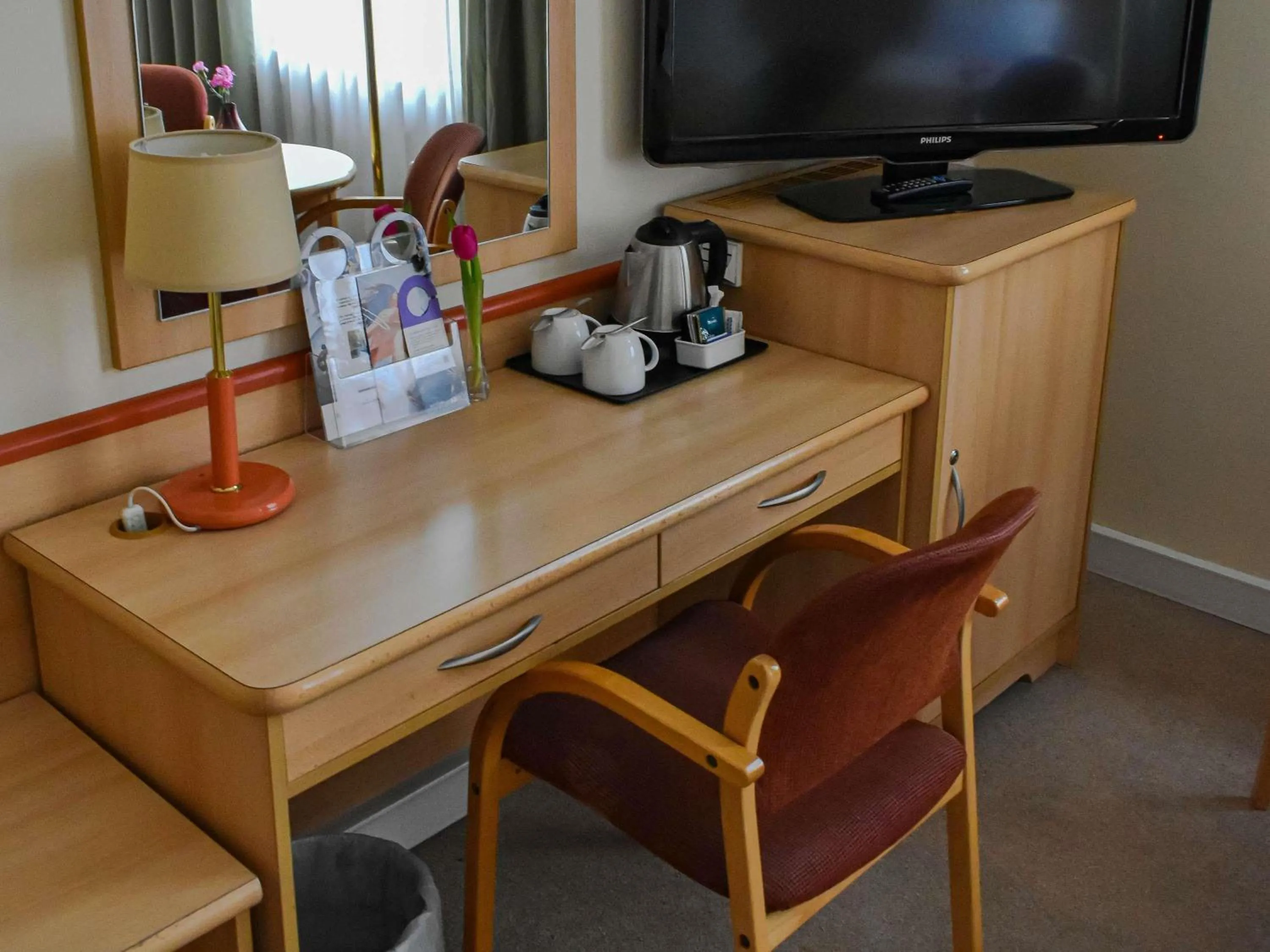 Bedroom in Mercure Opole