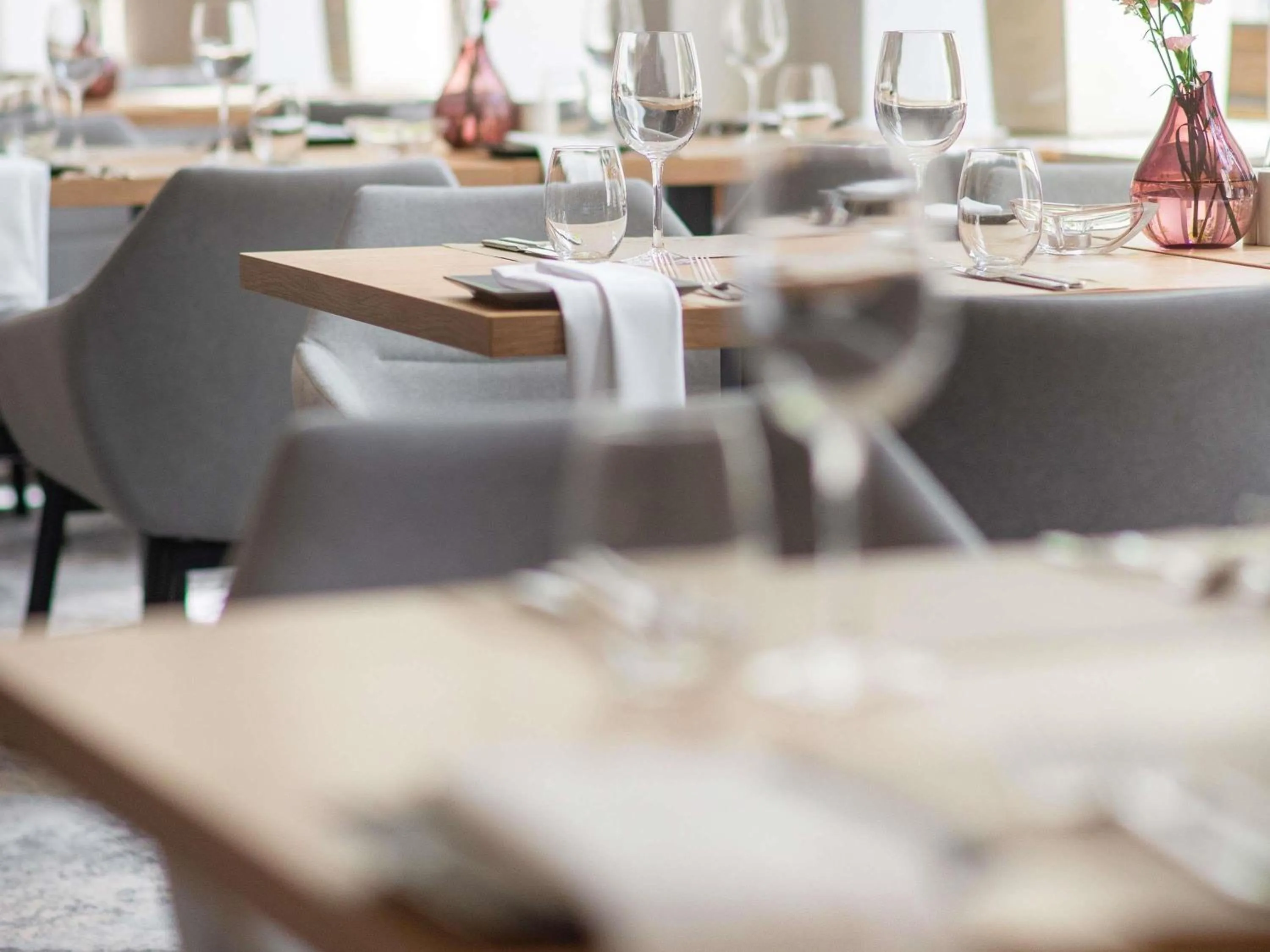 Restaurant/places to eat in Mercure Opole