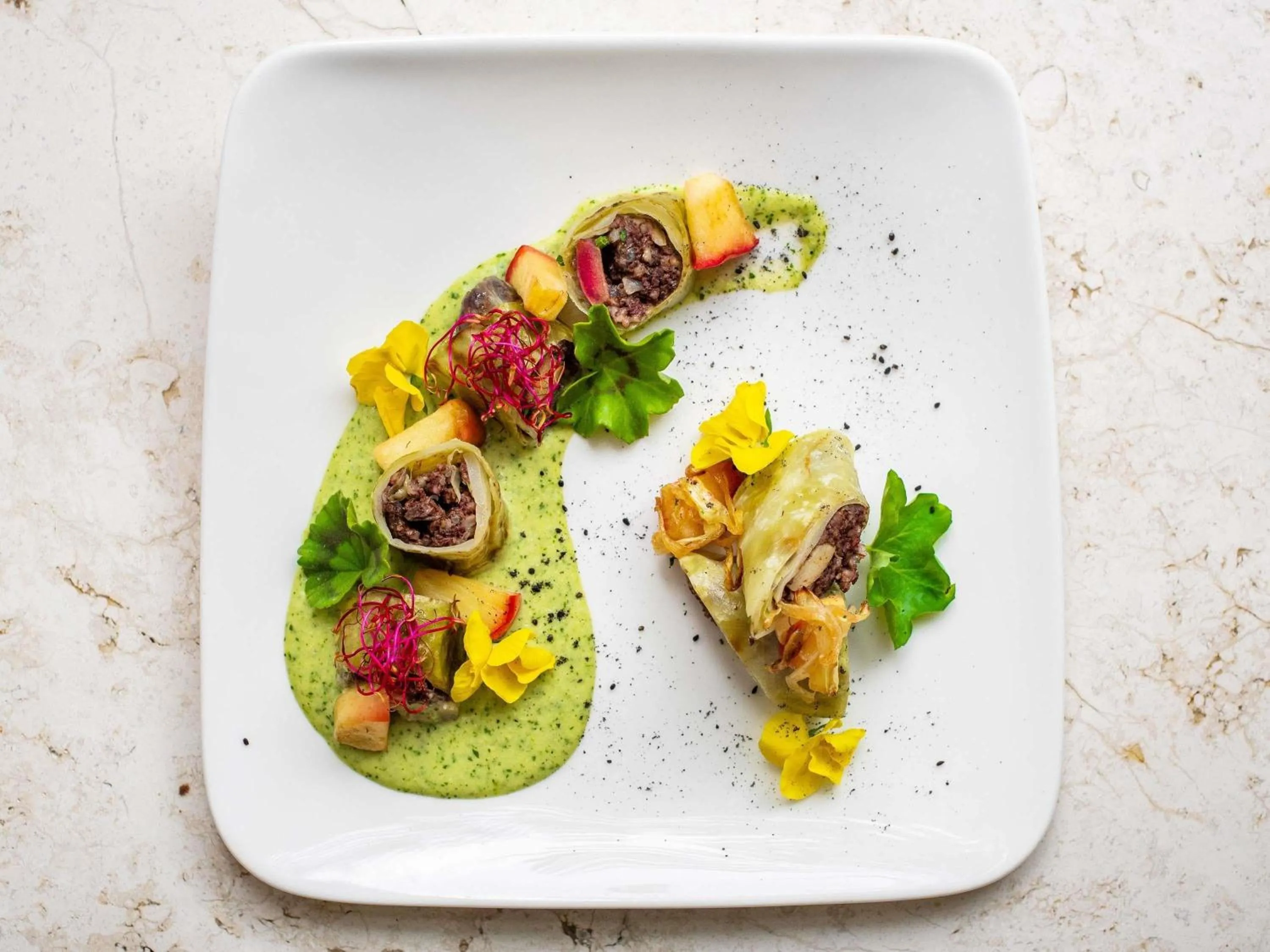 Restaurant/places to eat in Mercure Opole